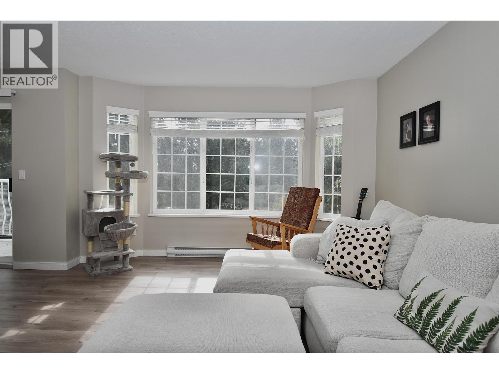 8086 DOGWOOD DRIVE, Halfmoon Bay