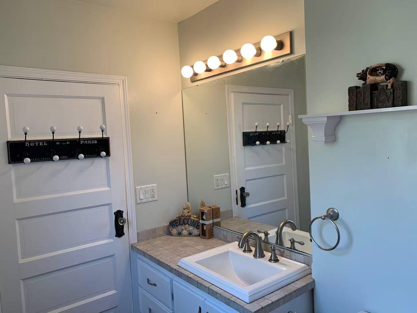 14878 BUENA VISTA AVENUE, White Rock