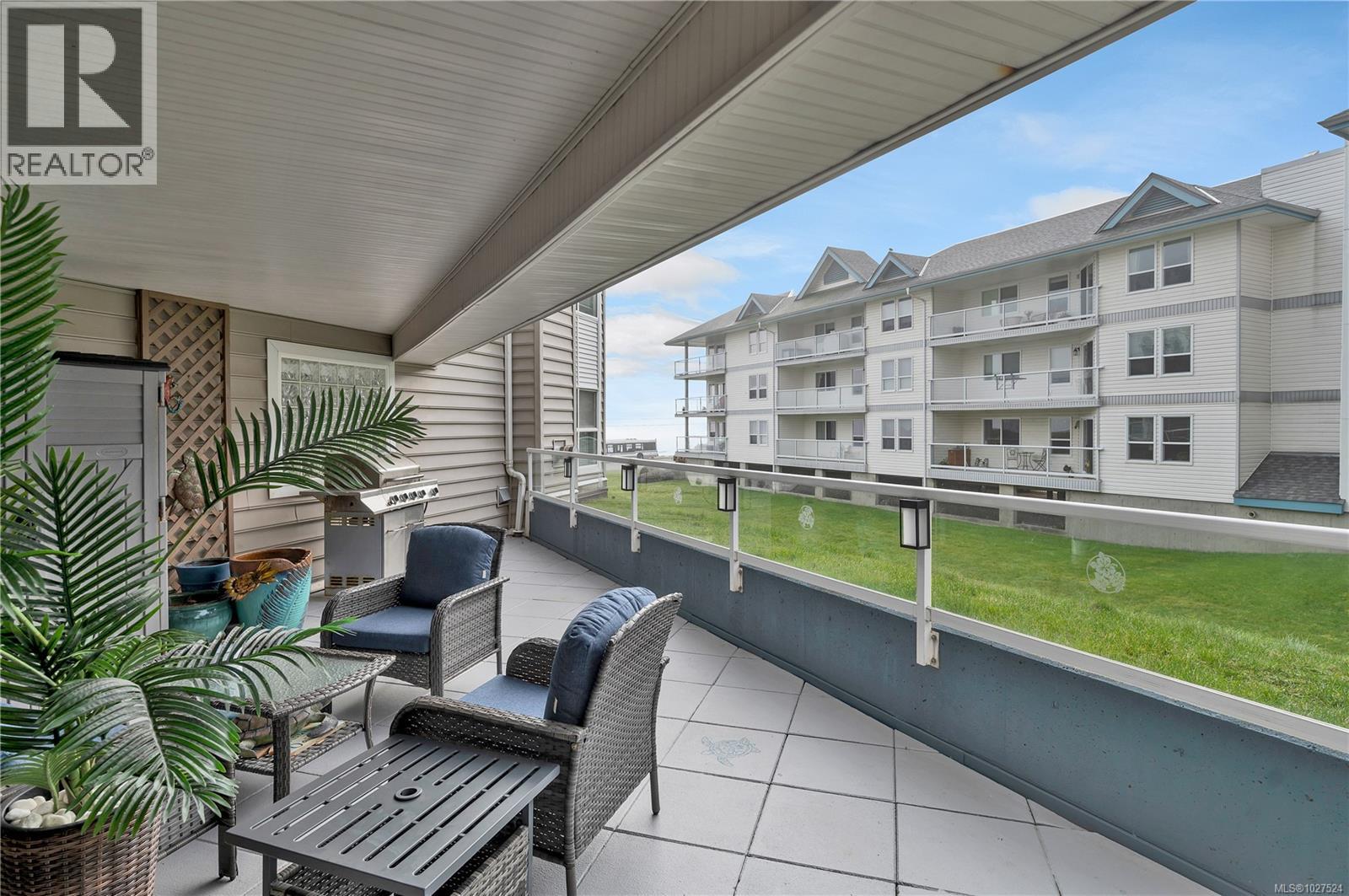 #105 350 ISLAND HWY S - 23