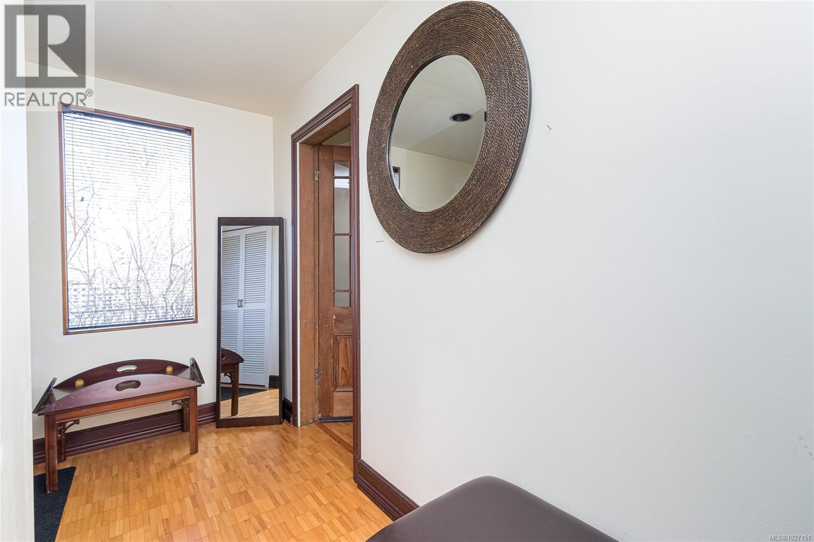 1219 Pembroke St N, Victoria