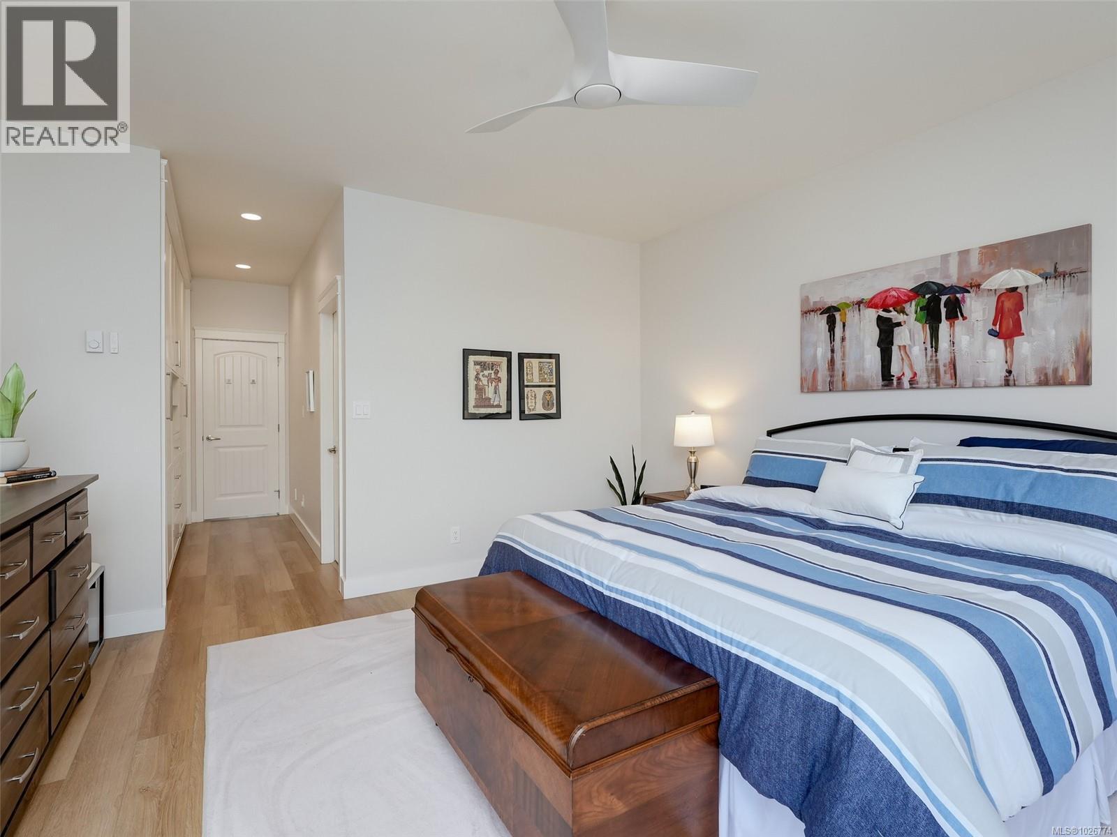  571 Caselton Place, Saanich