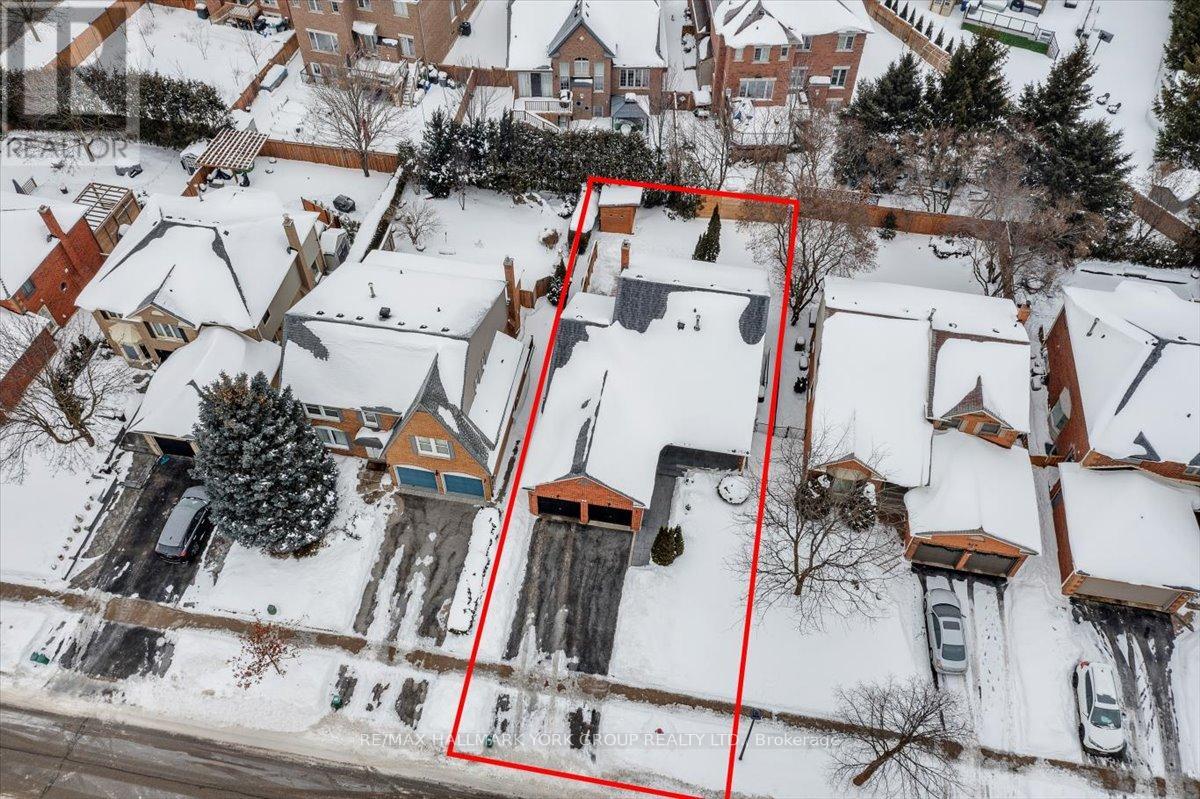 99 PEEVERS CRESCENT - 4