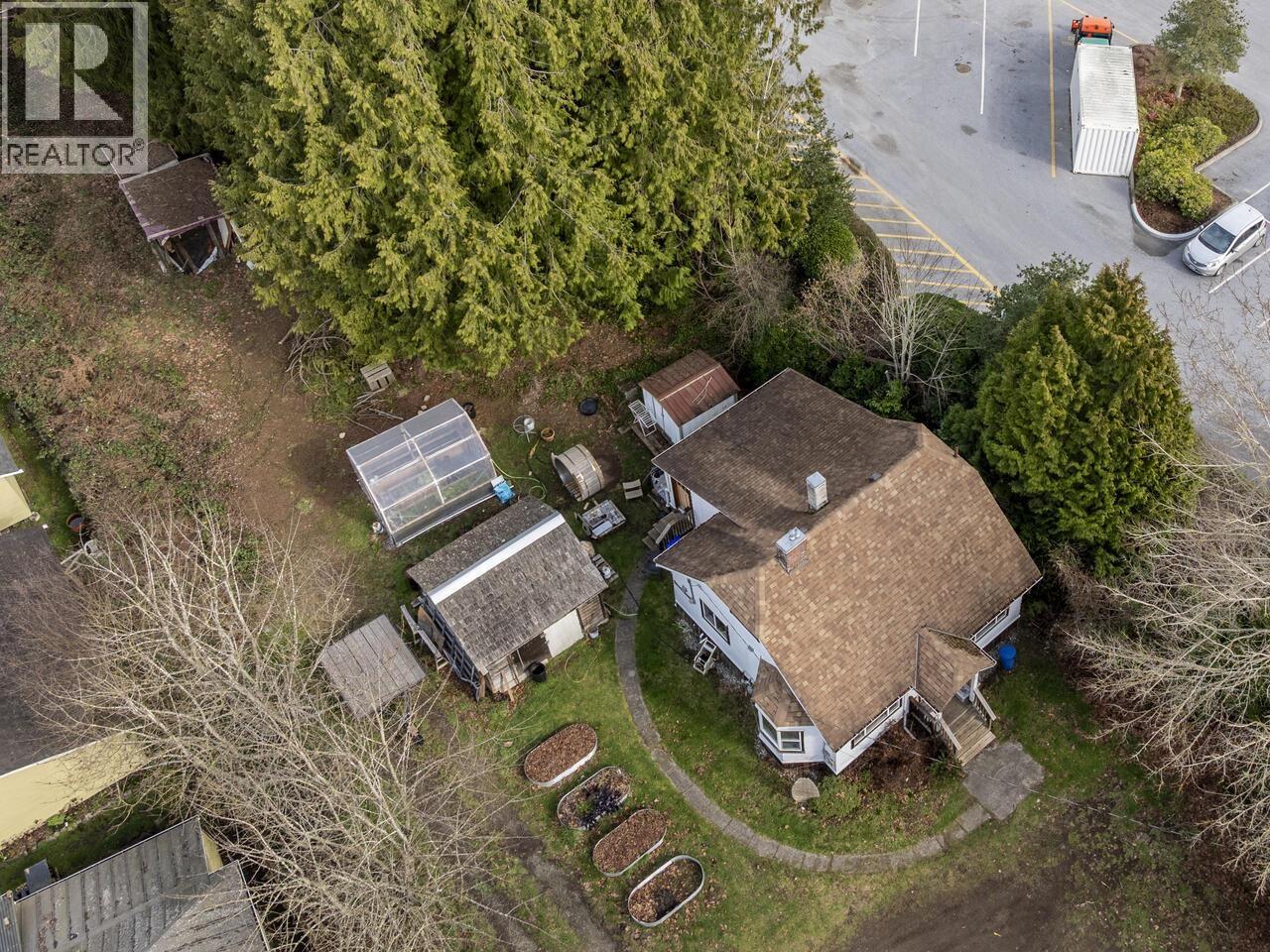4404 SUNSHINE COAST HIGHWAY, Sechelt
