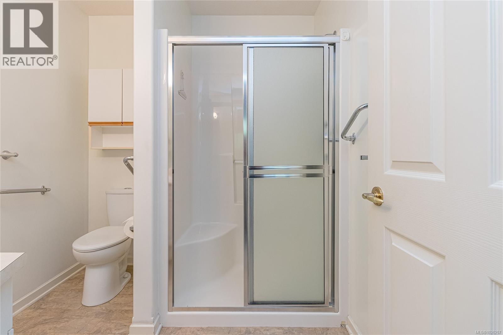 #9 850 ARBUTUS ST - 27