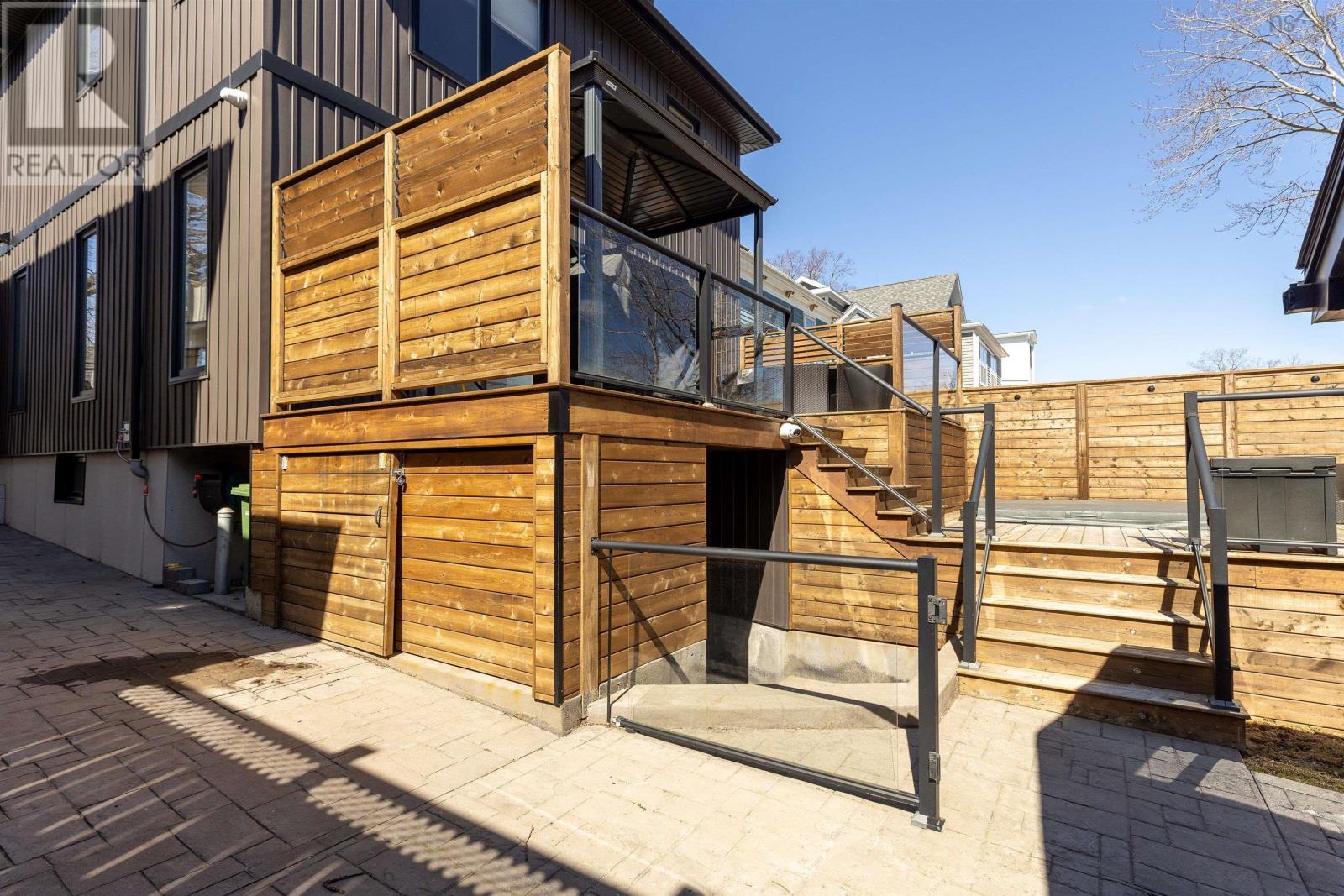 Property 38 of 48 of 1629 Vernon Street