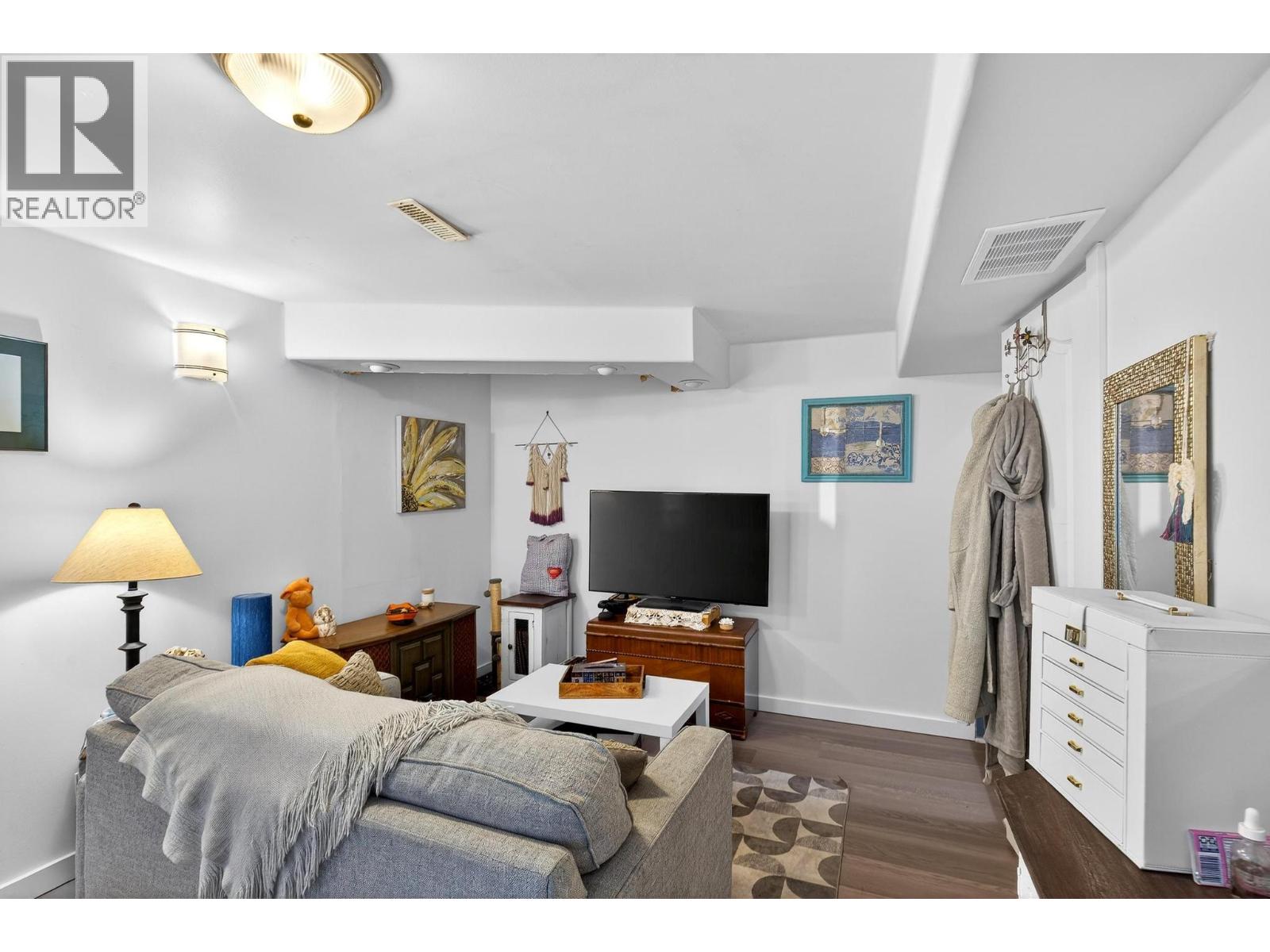 170 Davie Road Unit# 4, Kelowna