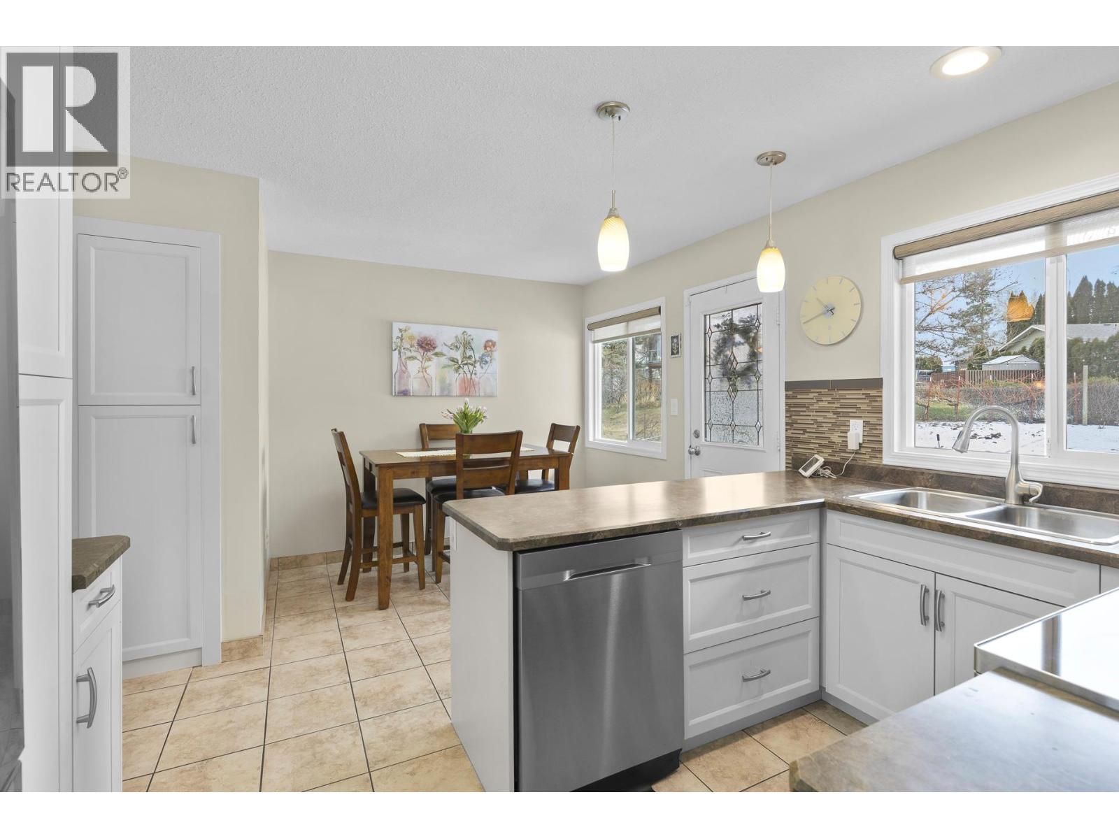 1269 Marlyn Court, West Kelowna