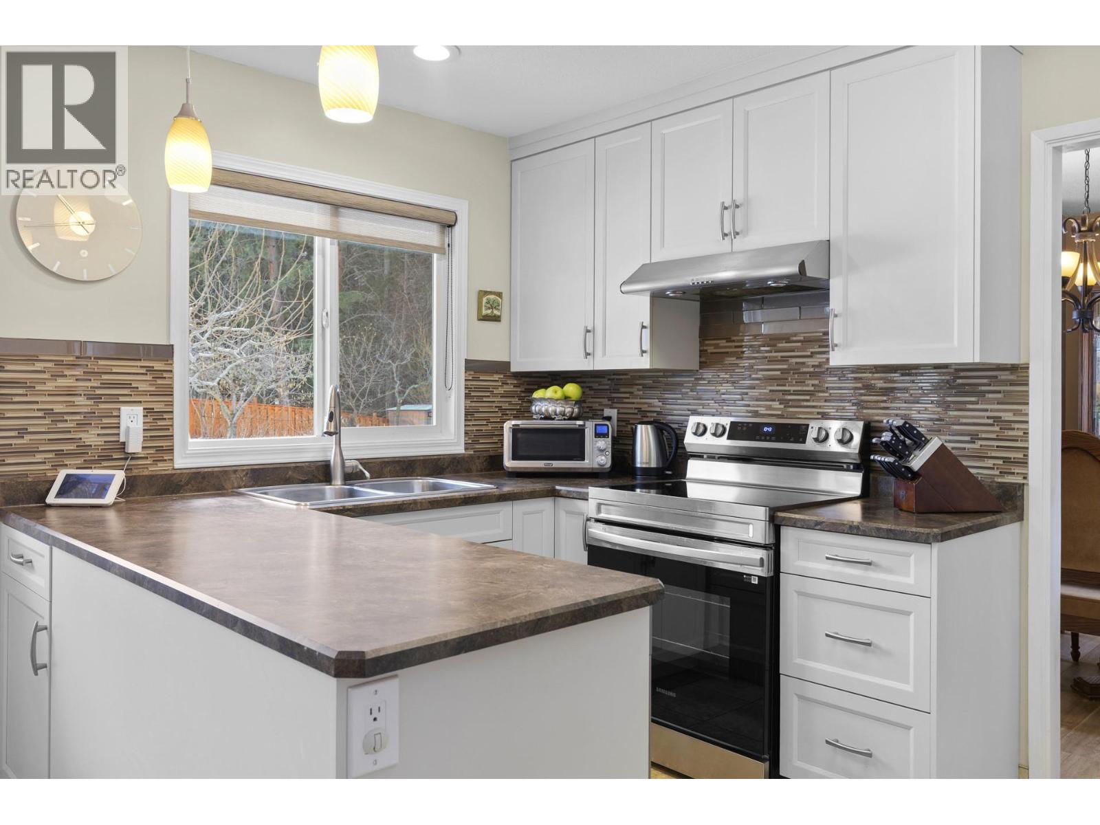 1269 Marlyn Court, West Kelowna