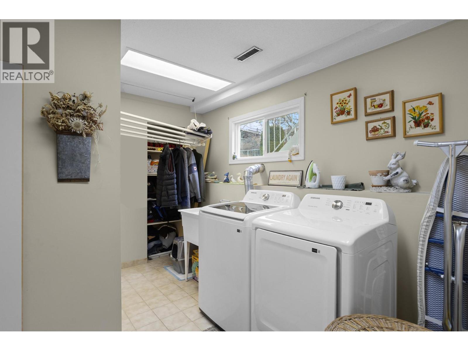 1269 Marlyn Court, West Kelowna