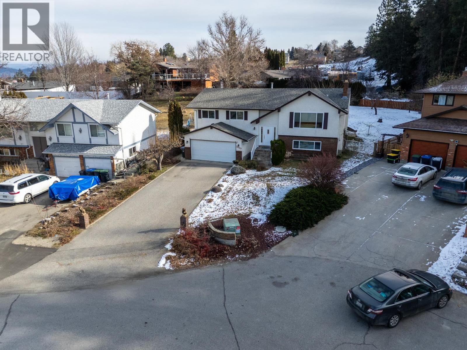 1269 Marlyn Court, West Kelowna