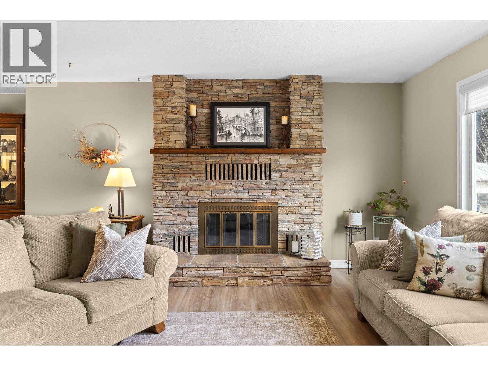 1269 Marlyn Court, West Kelowna