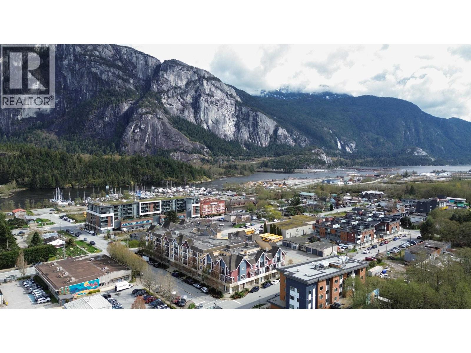 303 1336 MAIN STREET, Squamish