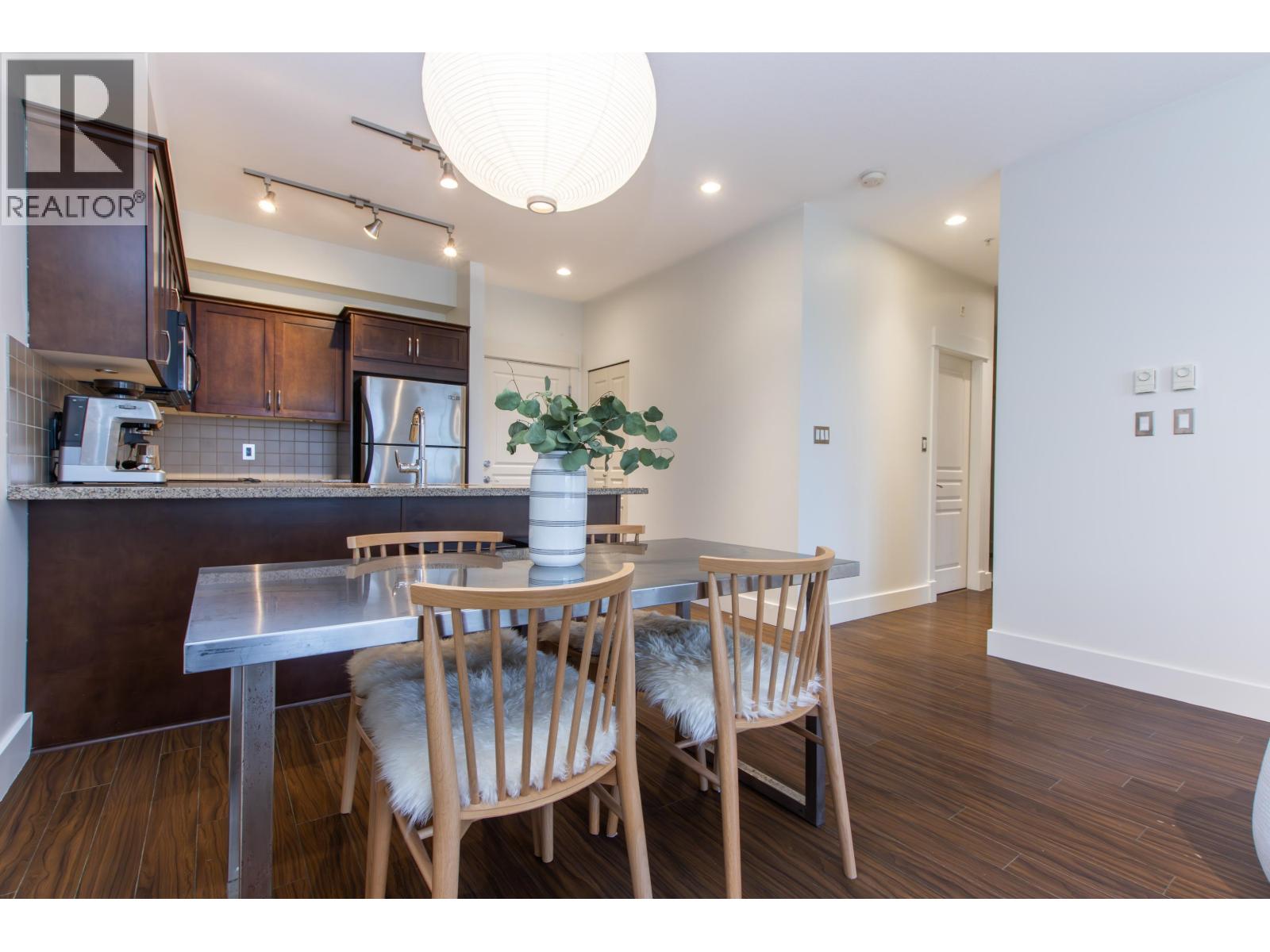 303 1336 MAIN STREET, Squamish