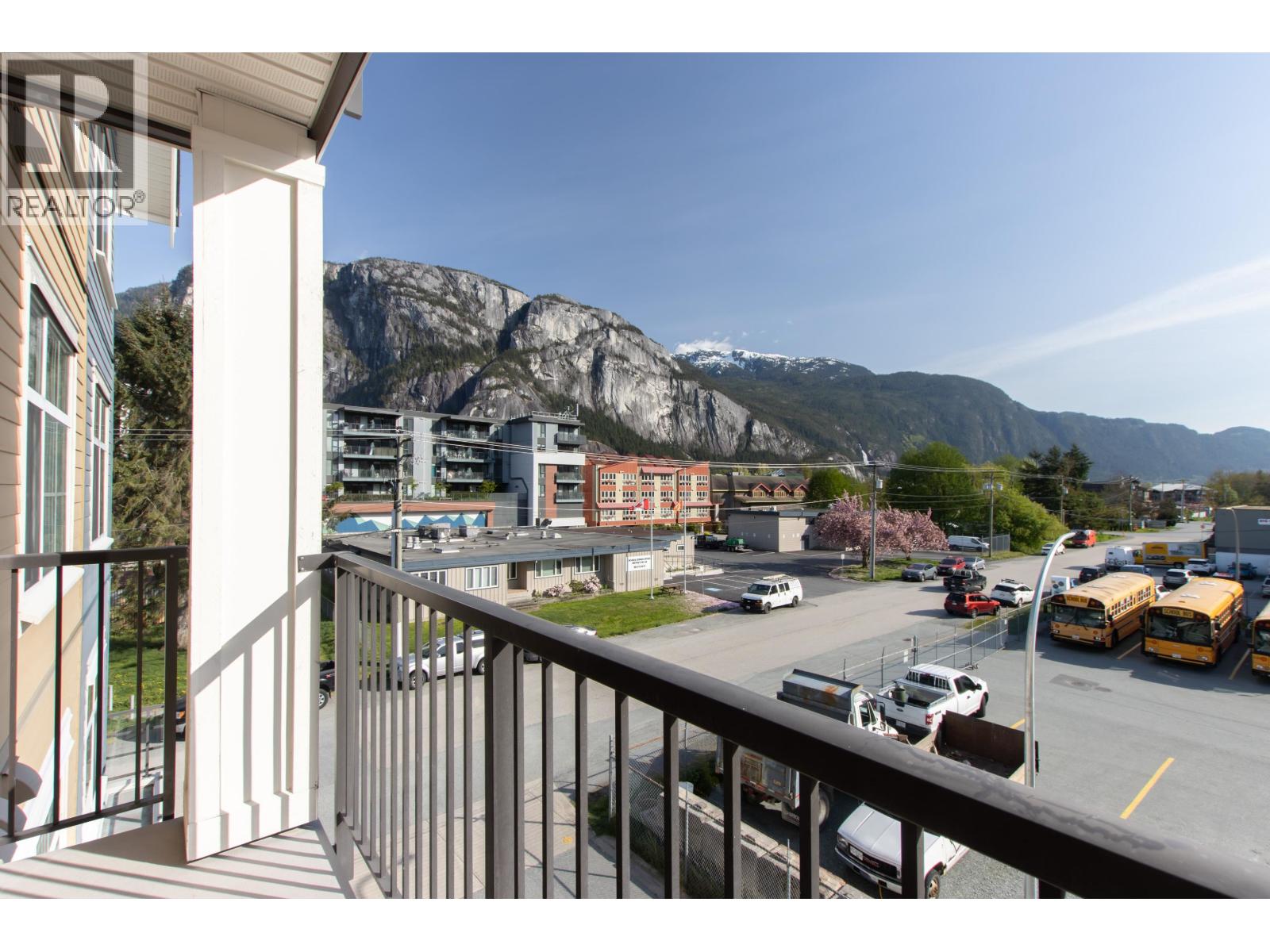 303 1336 MAIN STREET, Squamish