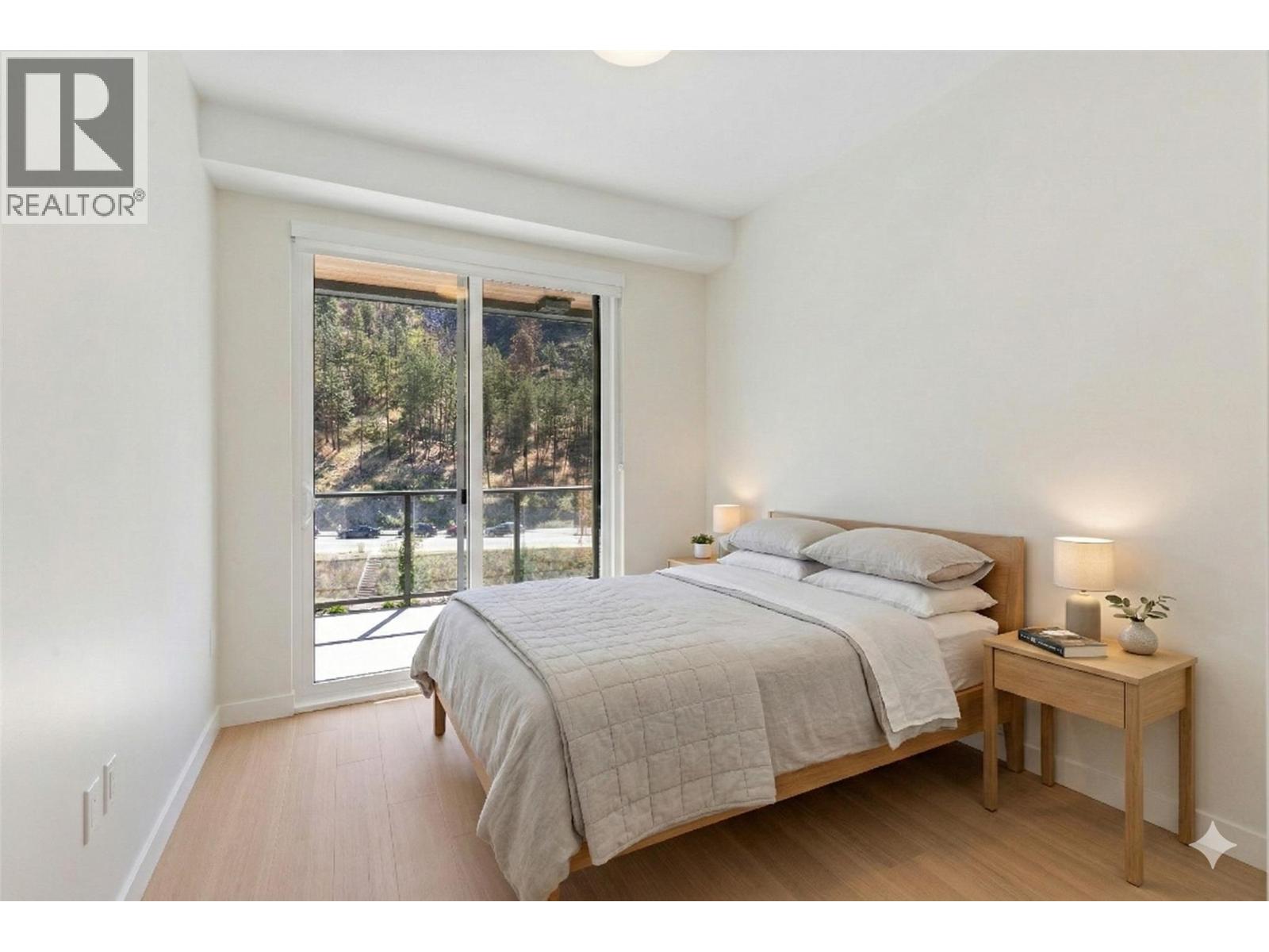 501 9652 Benchland Drive, Lake Country