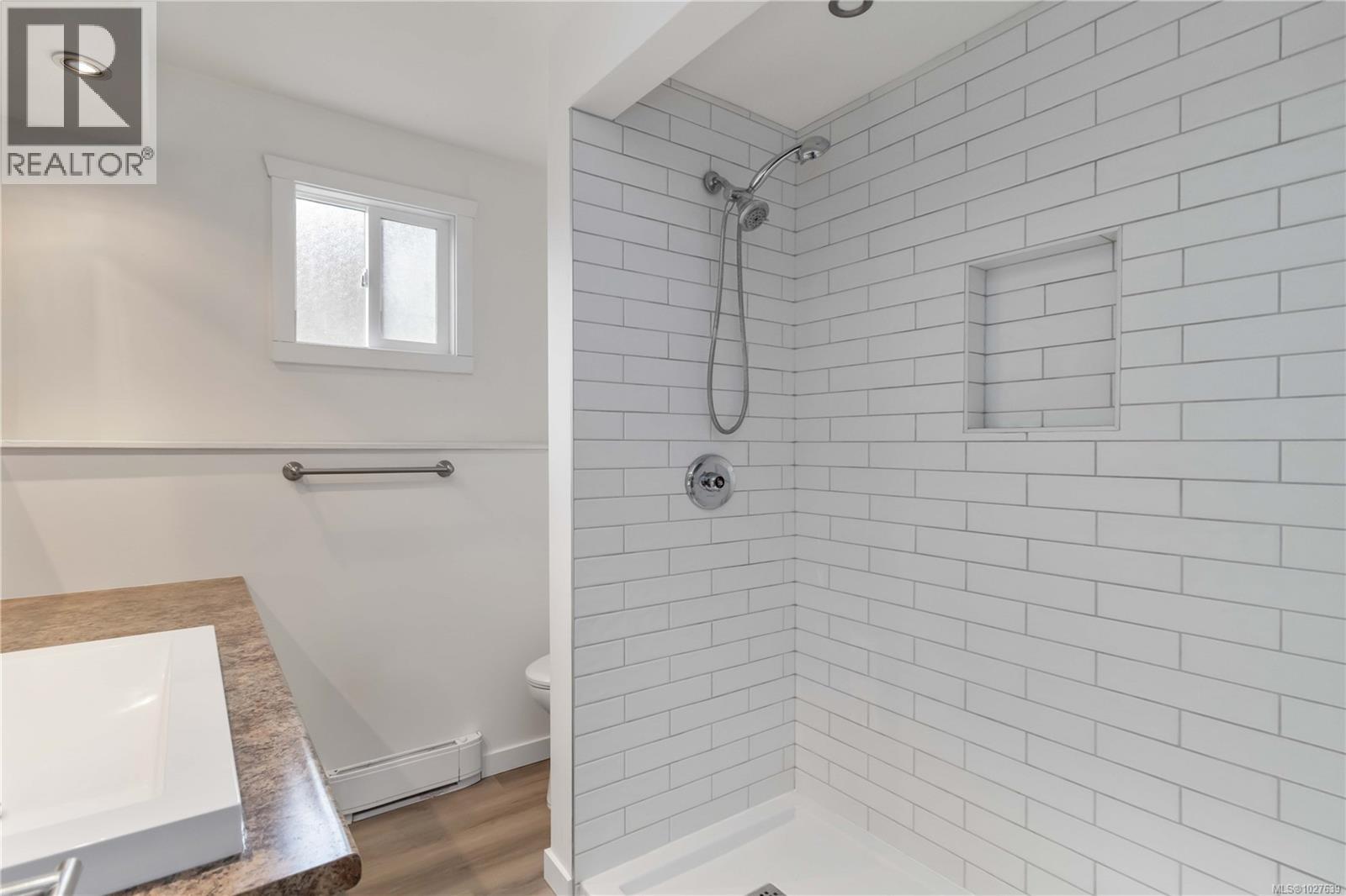  4370 Elnido Crescent, Saanich