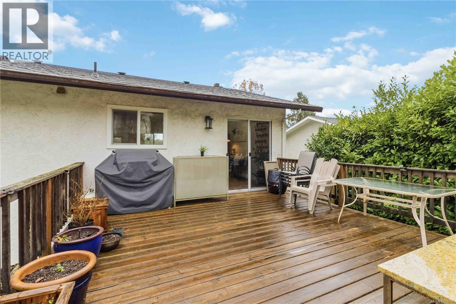  4370 Elnido Crescent, Saanich