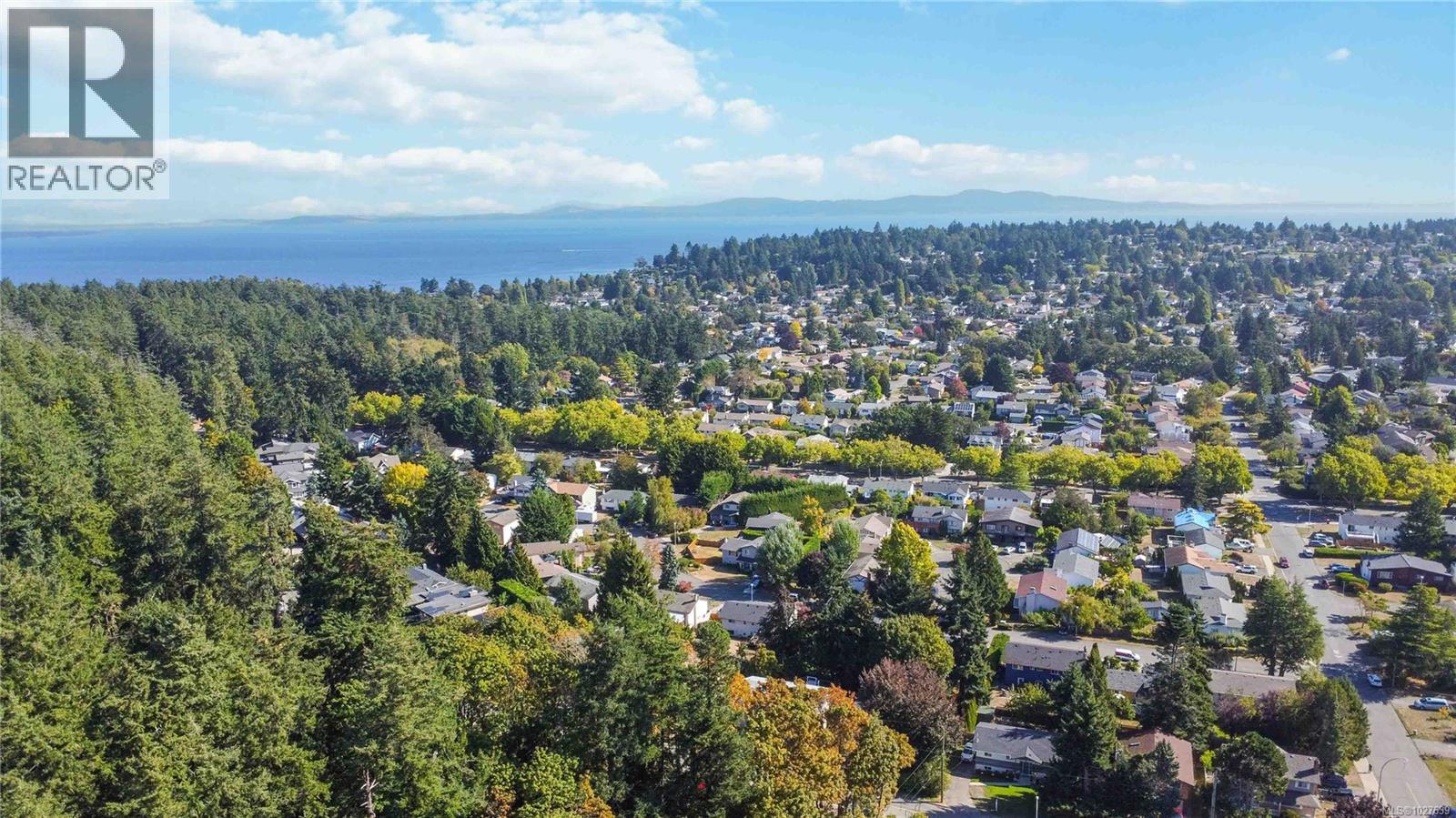  4370 Elnido Crescent, Saanich