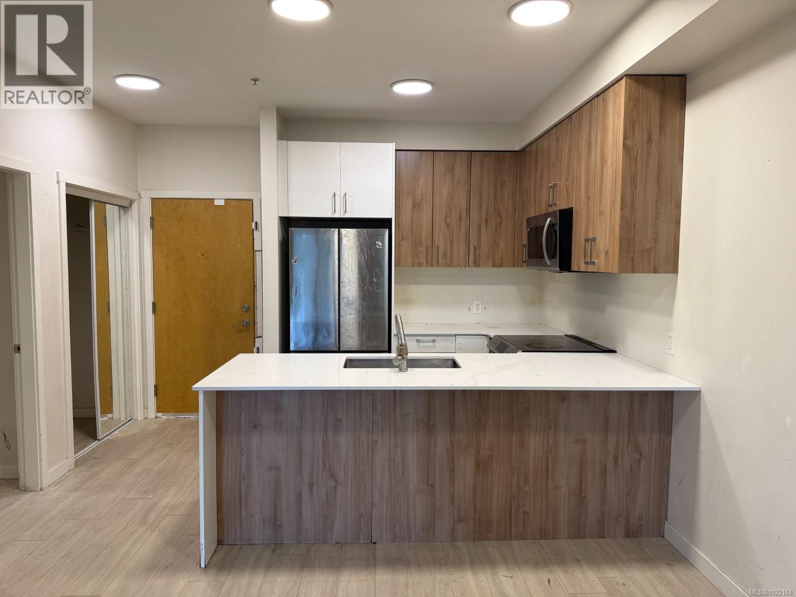 508 842 Orono Avenue, Langford