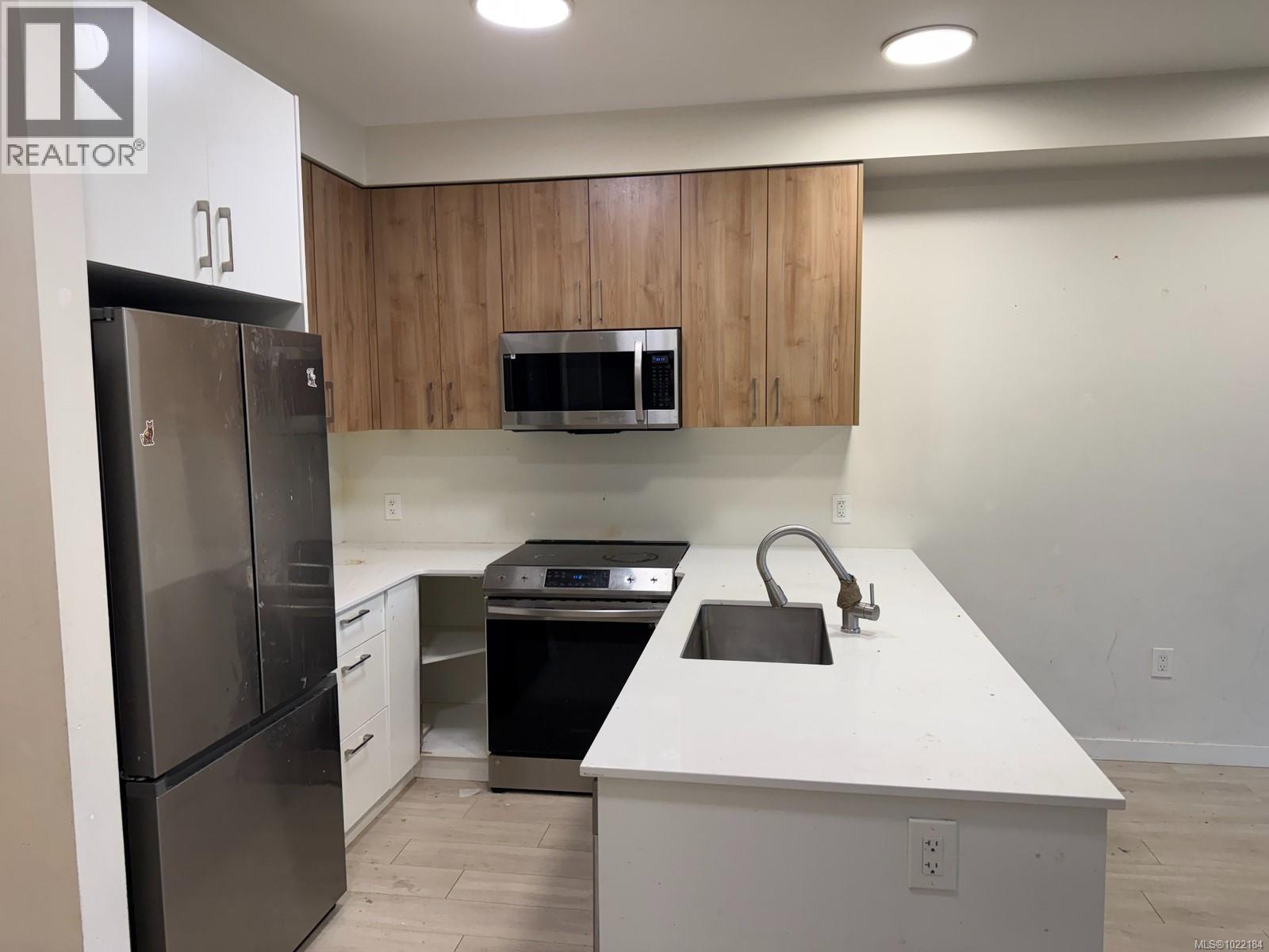 508 842 Orono Avenue, Langford