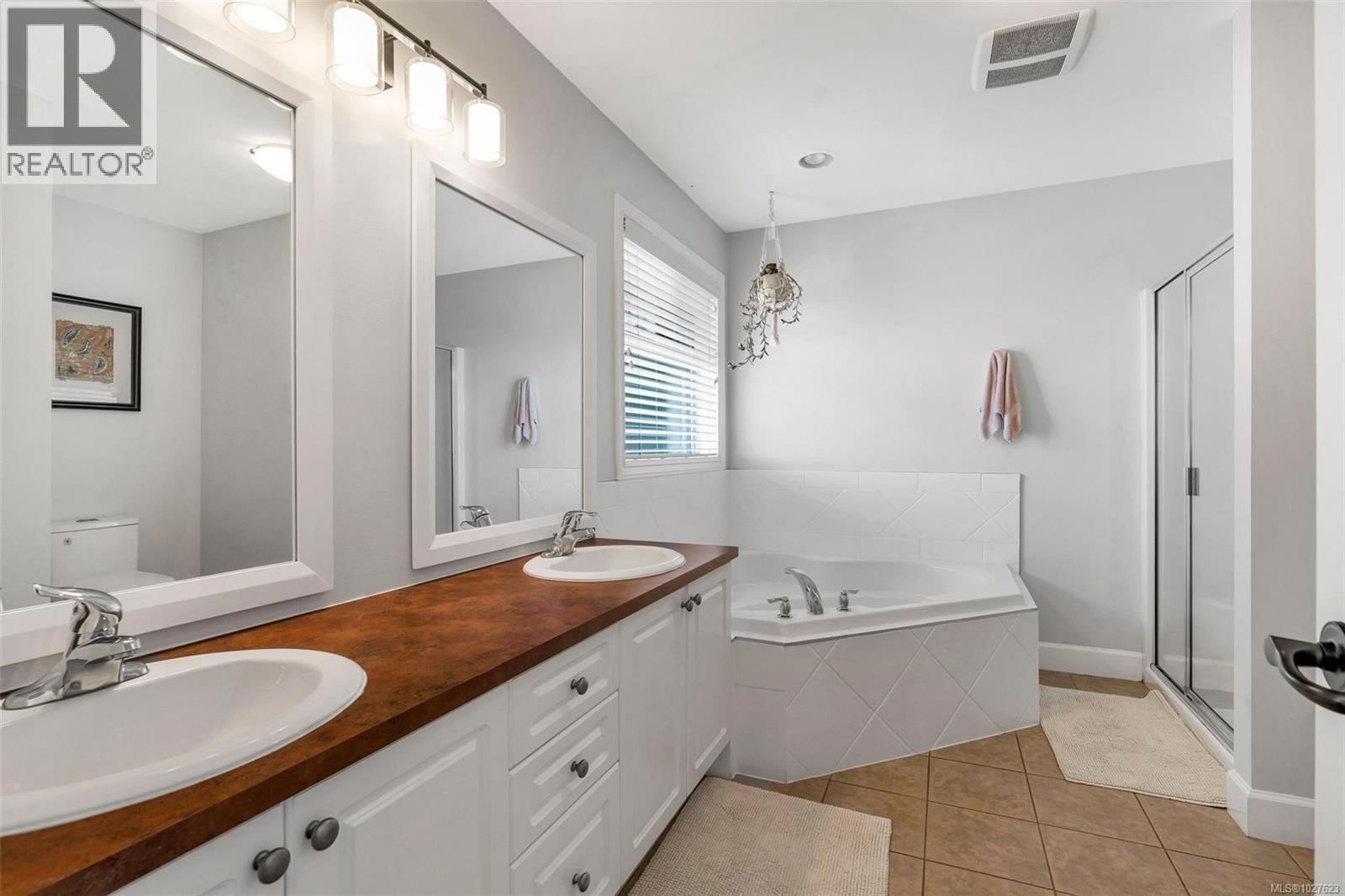  192A Lagoon Road, Colwood