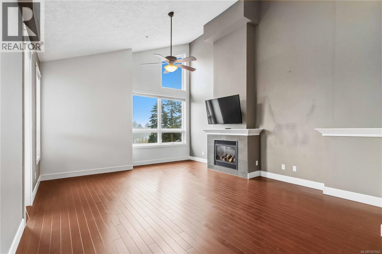 #309 3210 JACKLIN Rd - 3