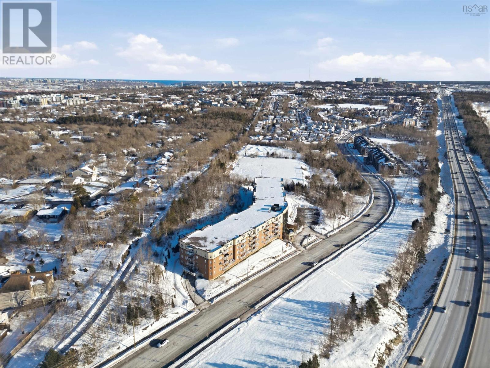 Property 34 of 40 of 216 767 Parkland Drive