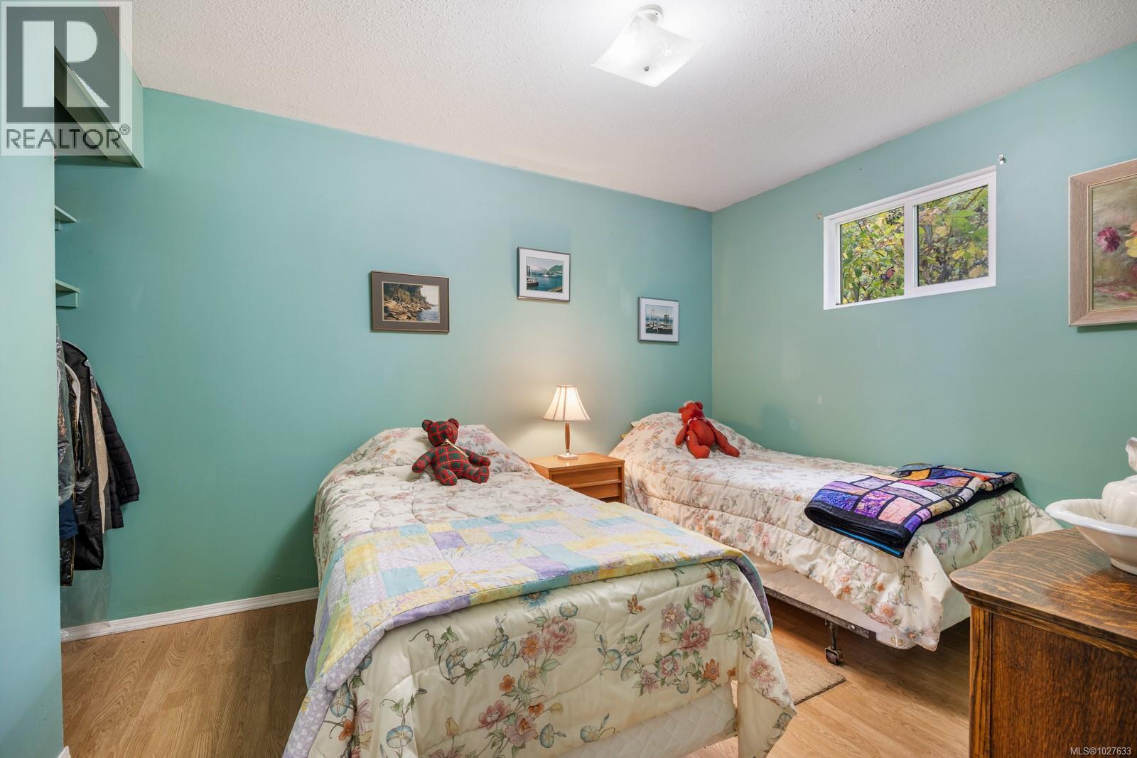 3296 Denman Rd, Denman Island