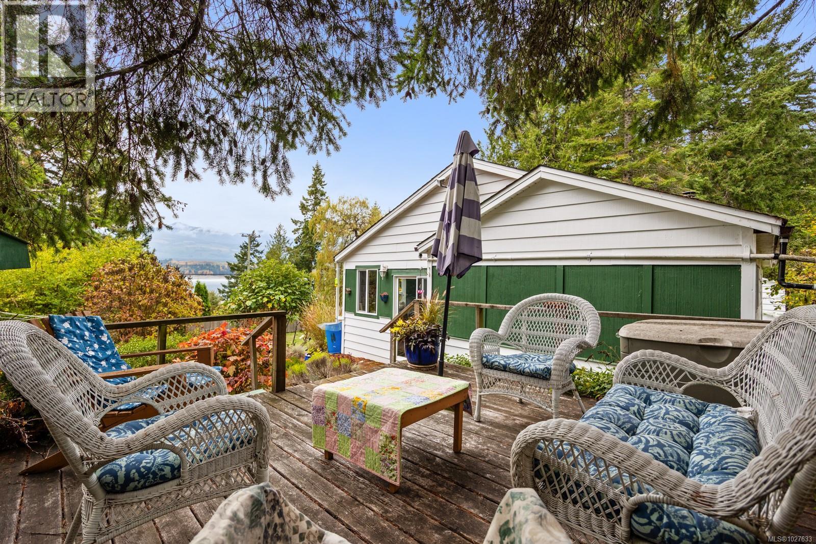 3296 Denman Rd, Denman Island