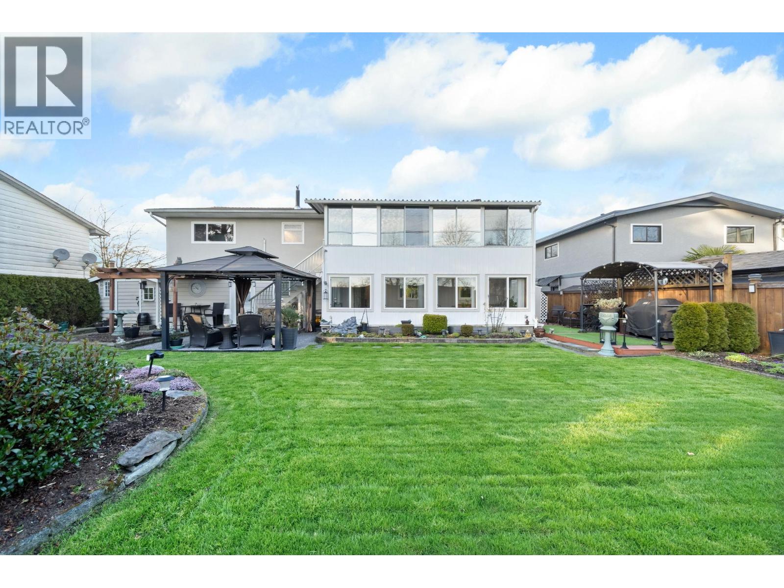 5812 48A Avenue, Delta