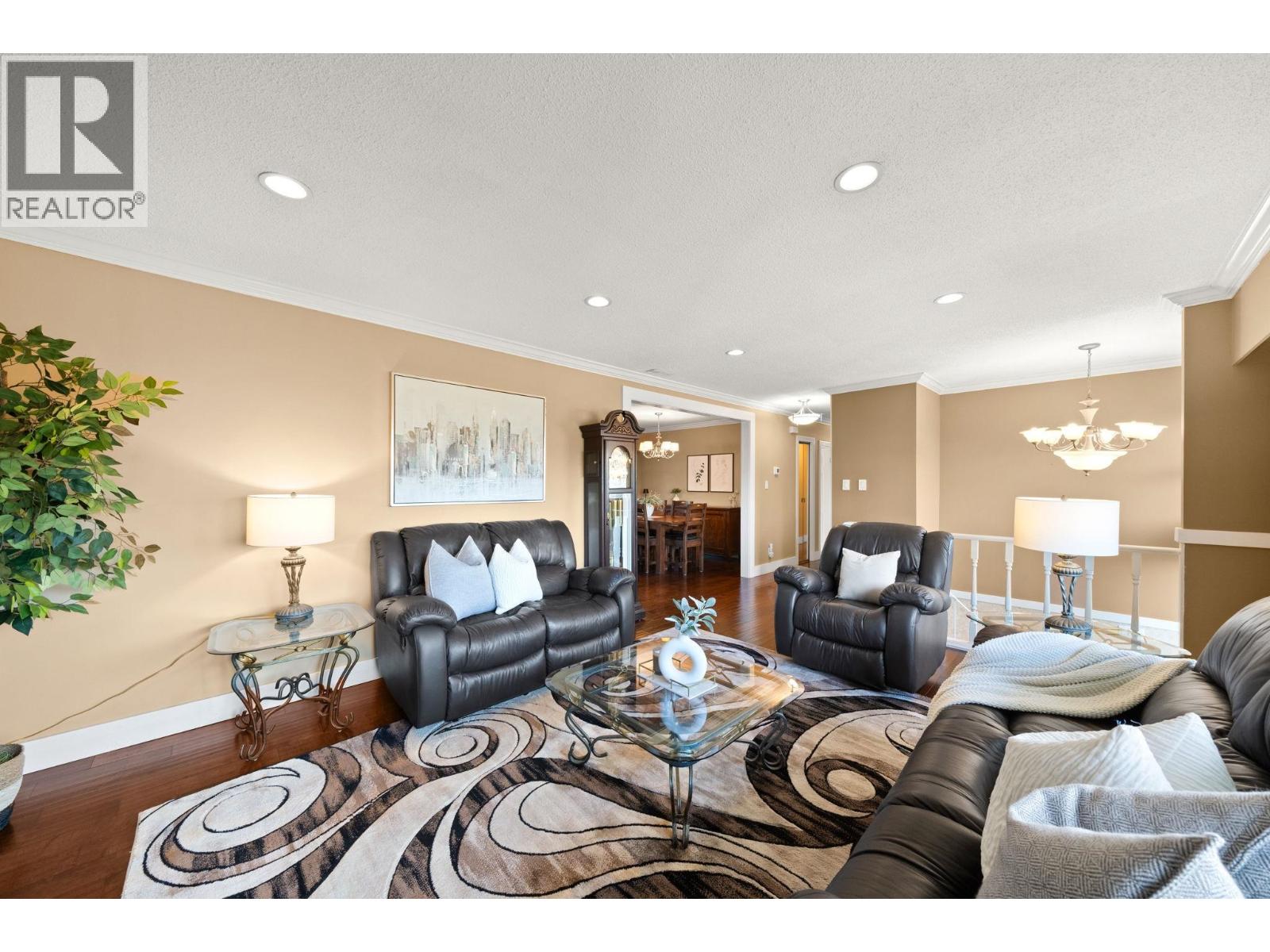 5812 48A Avenue, Delta