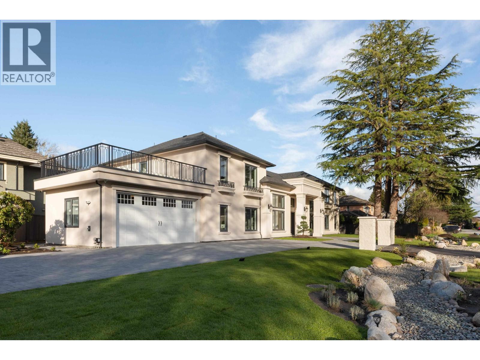 9640 PINEWELL Crescent, Richmond