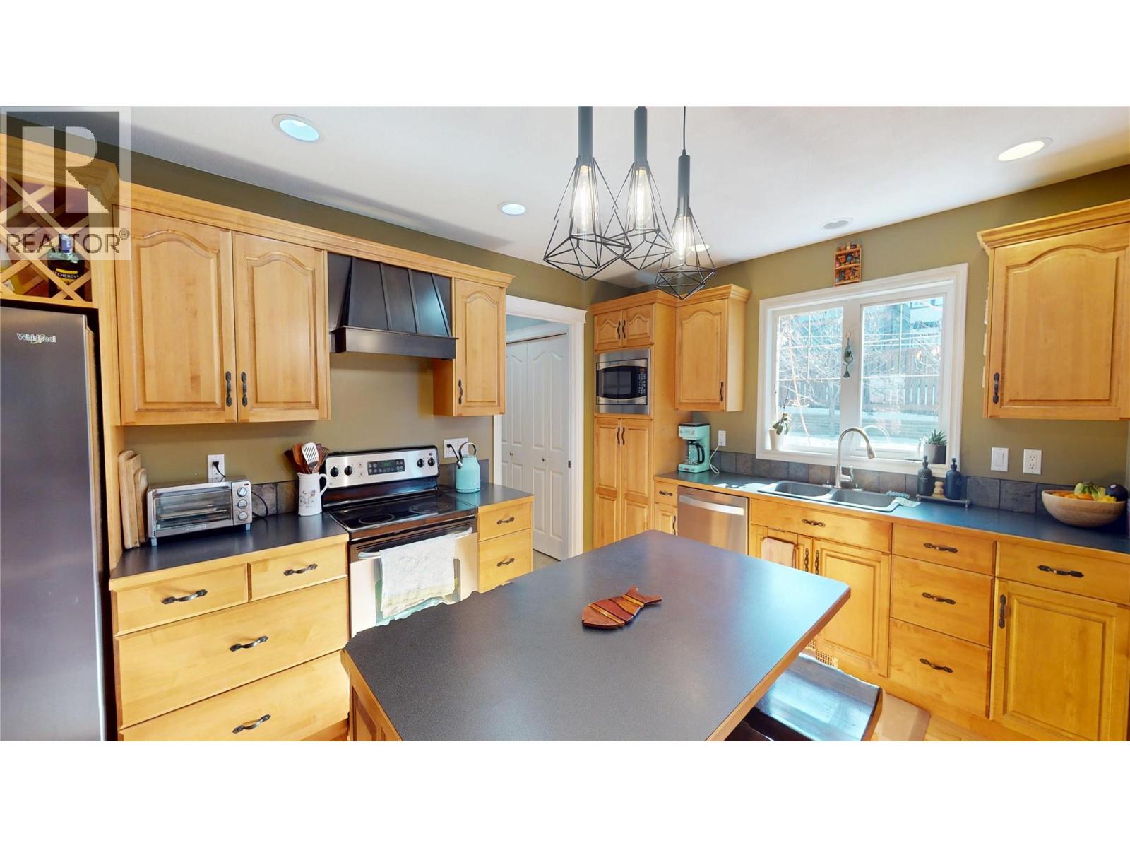 113 17th Street S, Cranbrook