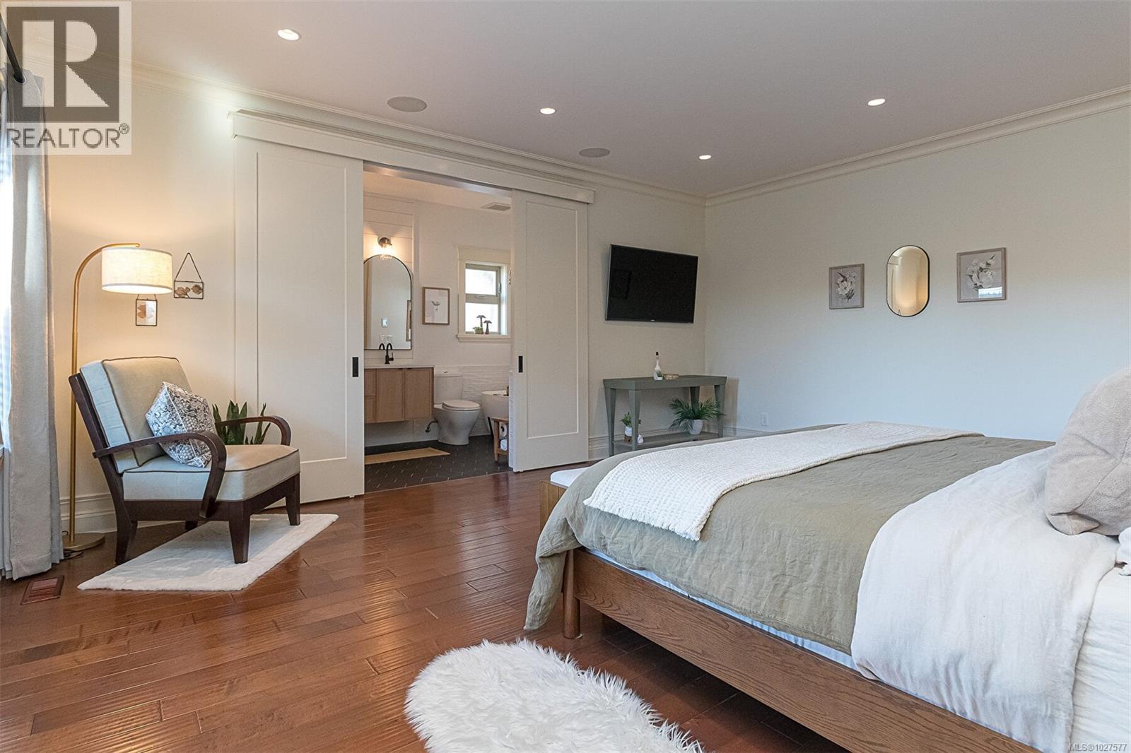  4148 Holland Avenue, Saanich