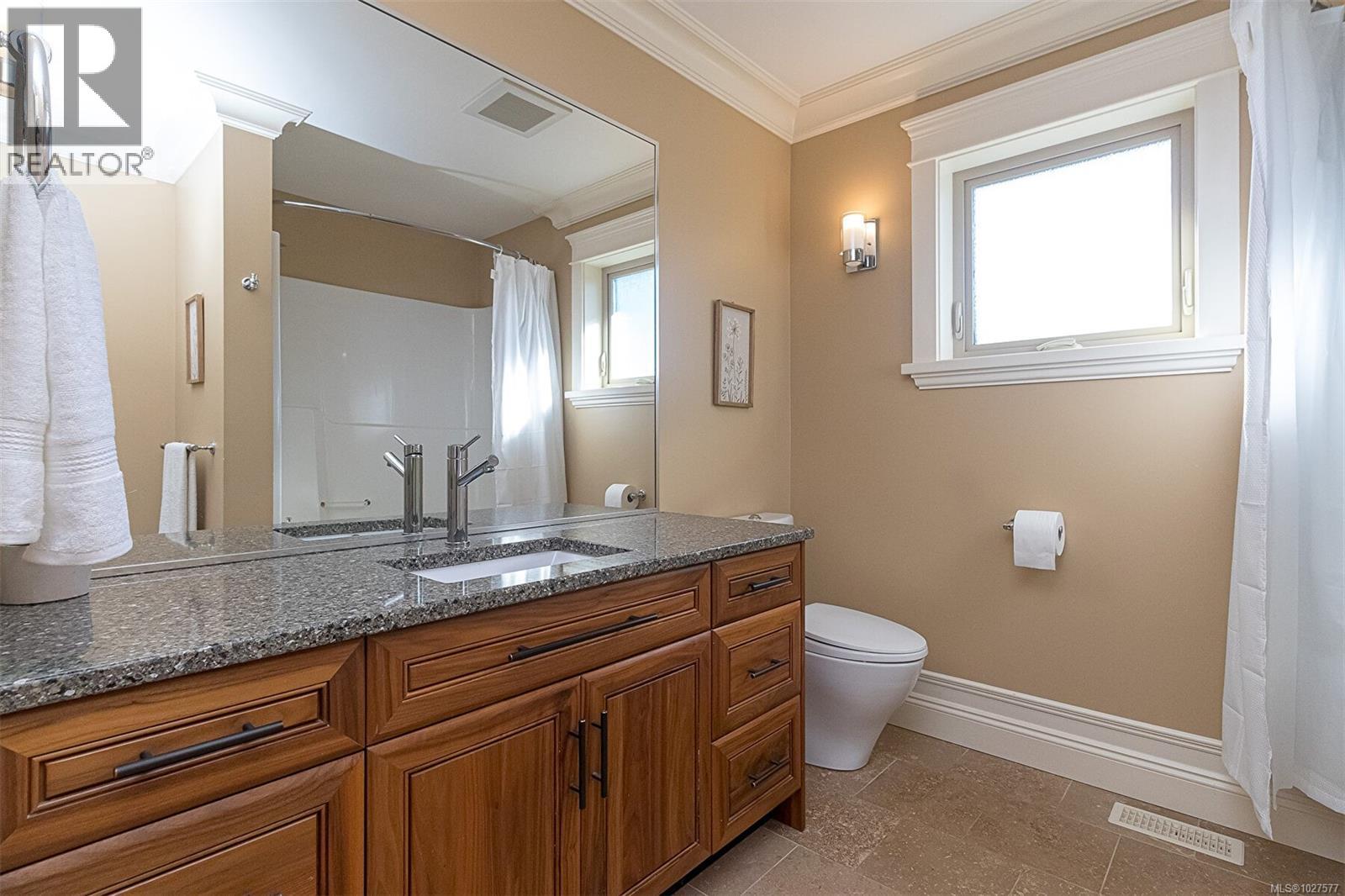  4148 Holland Avenue, Saanich