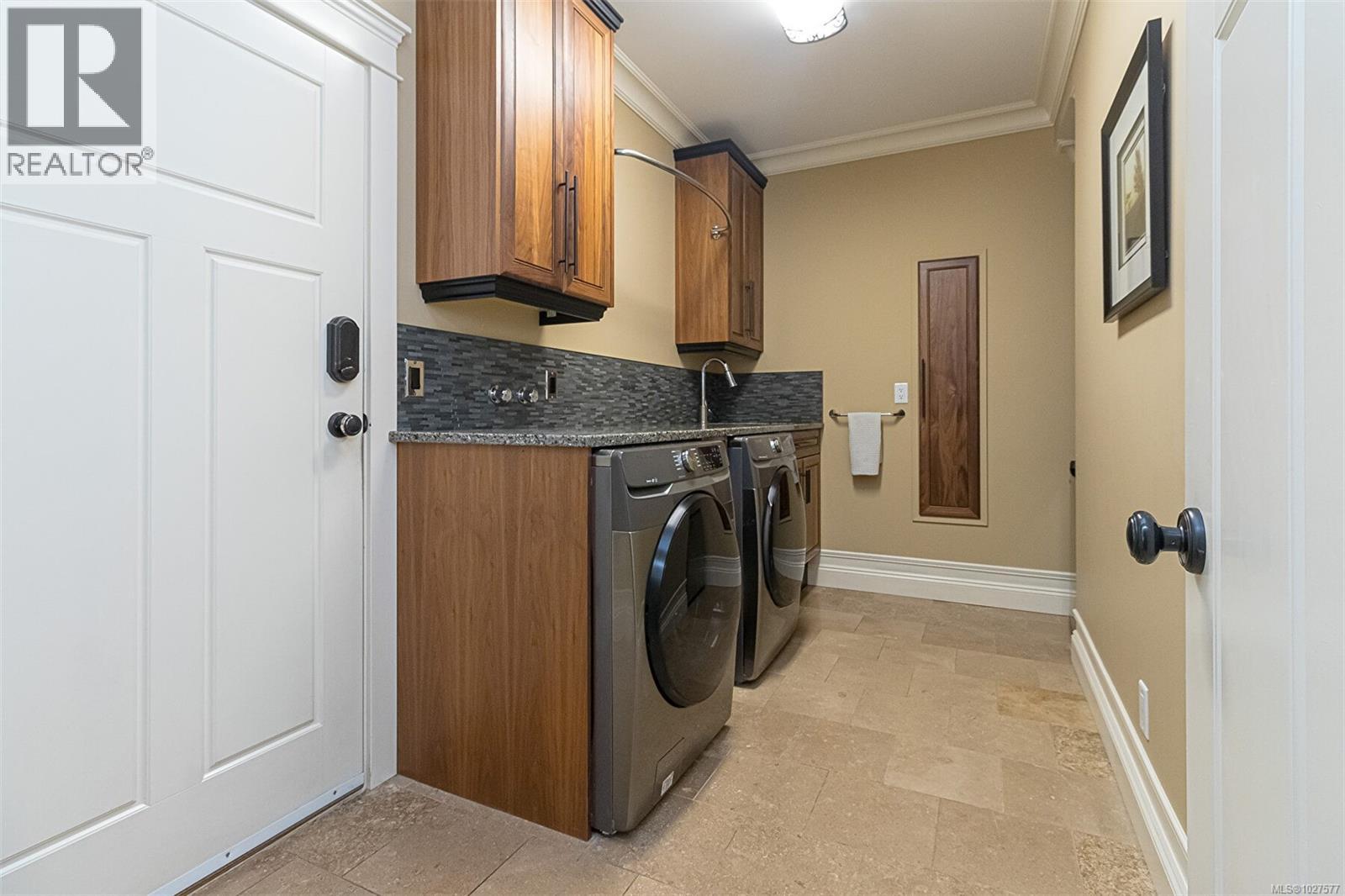  4148 Holland Avenue, Saanich