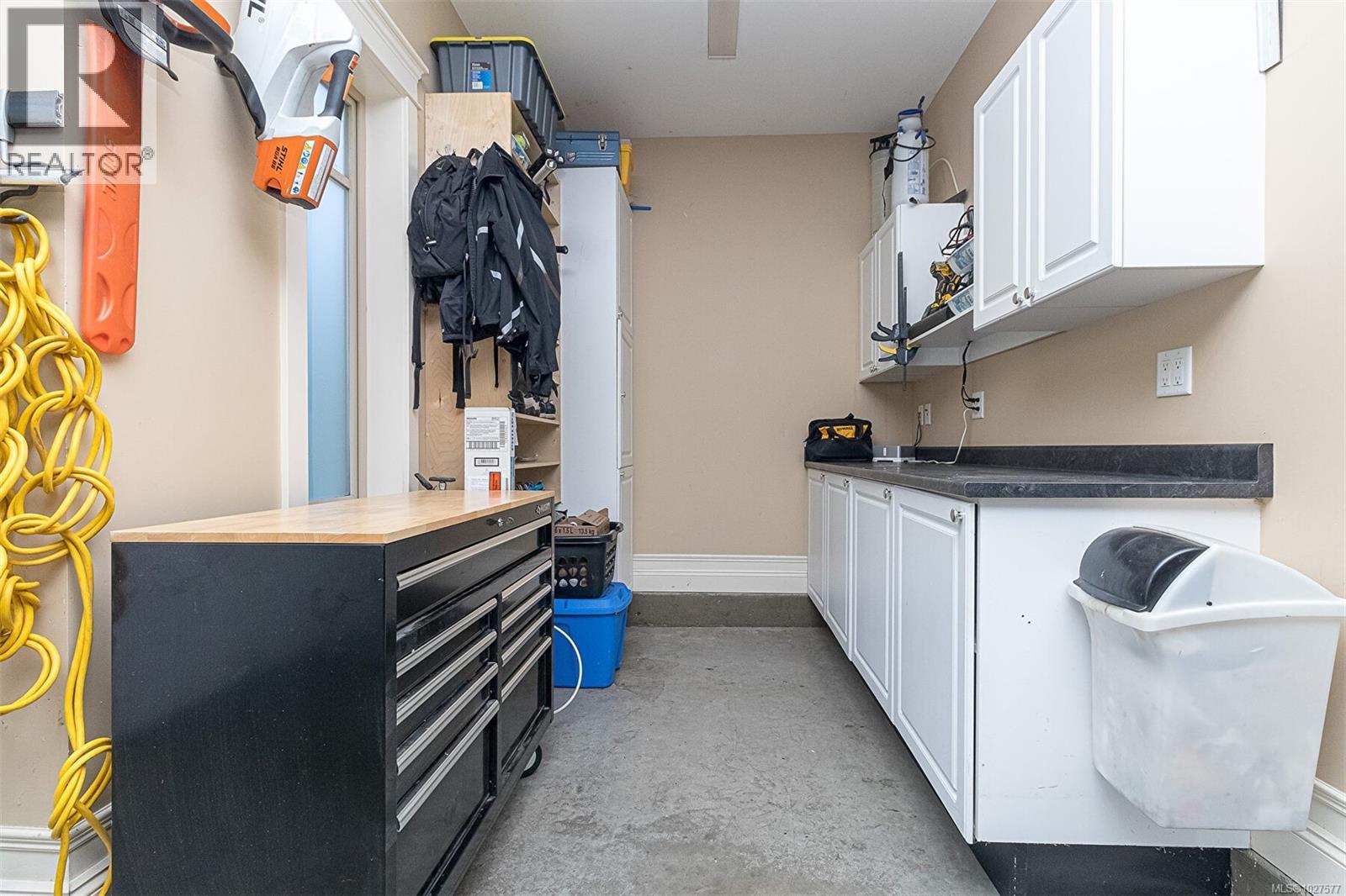  4148 Holland Avenue, Saanich