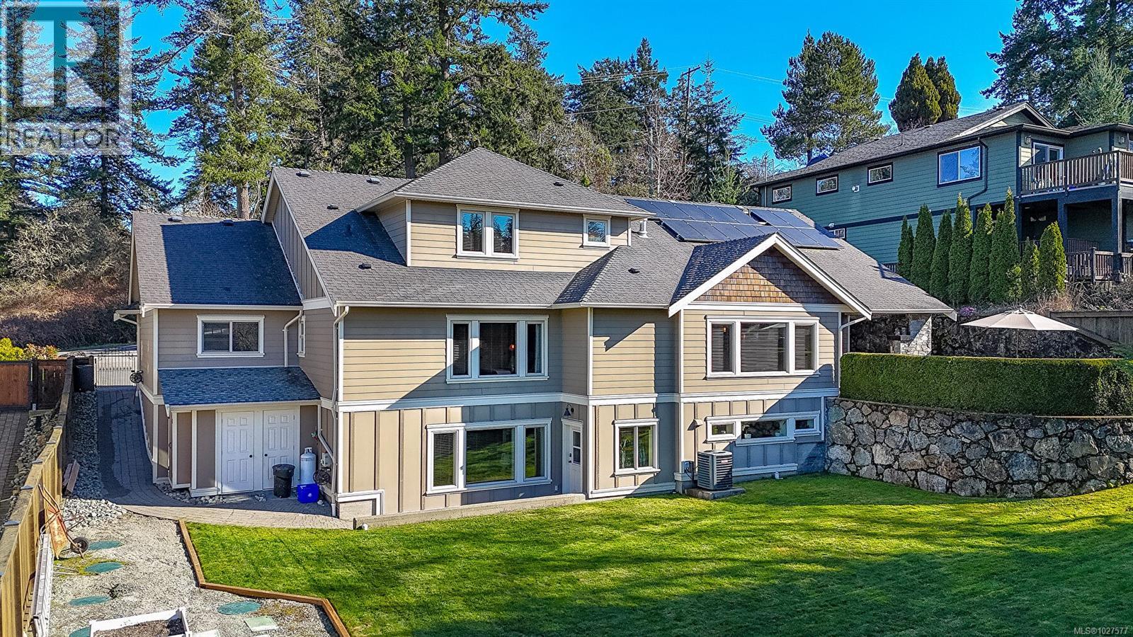  4148 Holland Avenue, Saanich