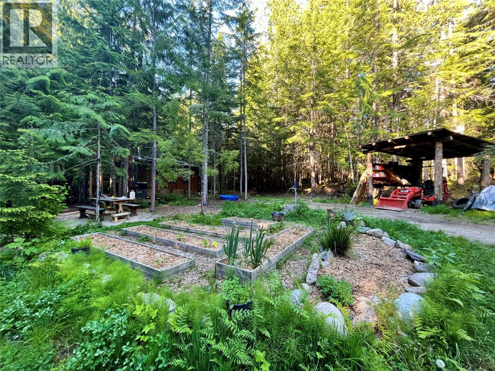 769 Beech Road, Nakusp