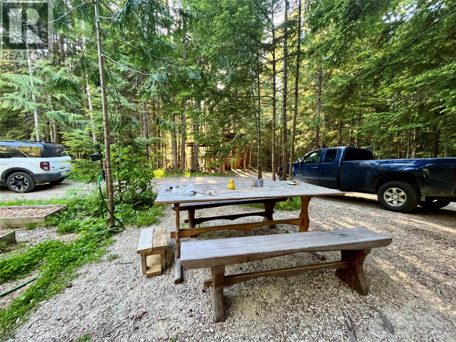 769 Beech Road, Nakusp