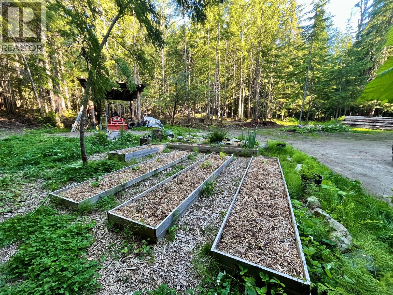 769 Beech Road, Nakusp