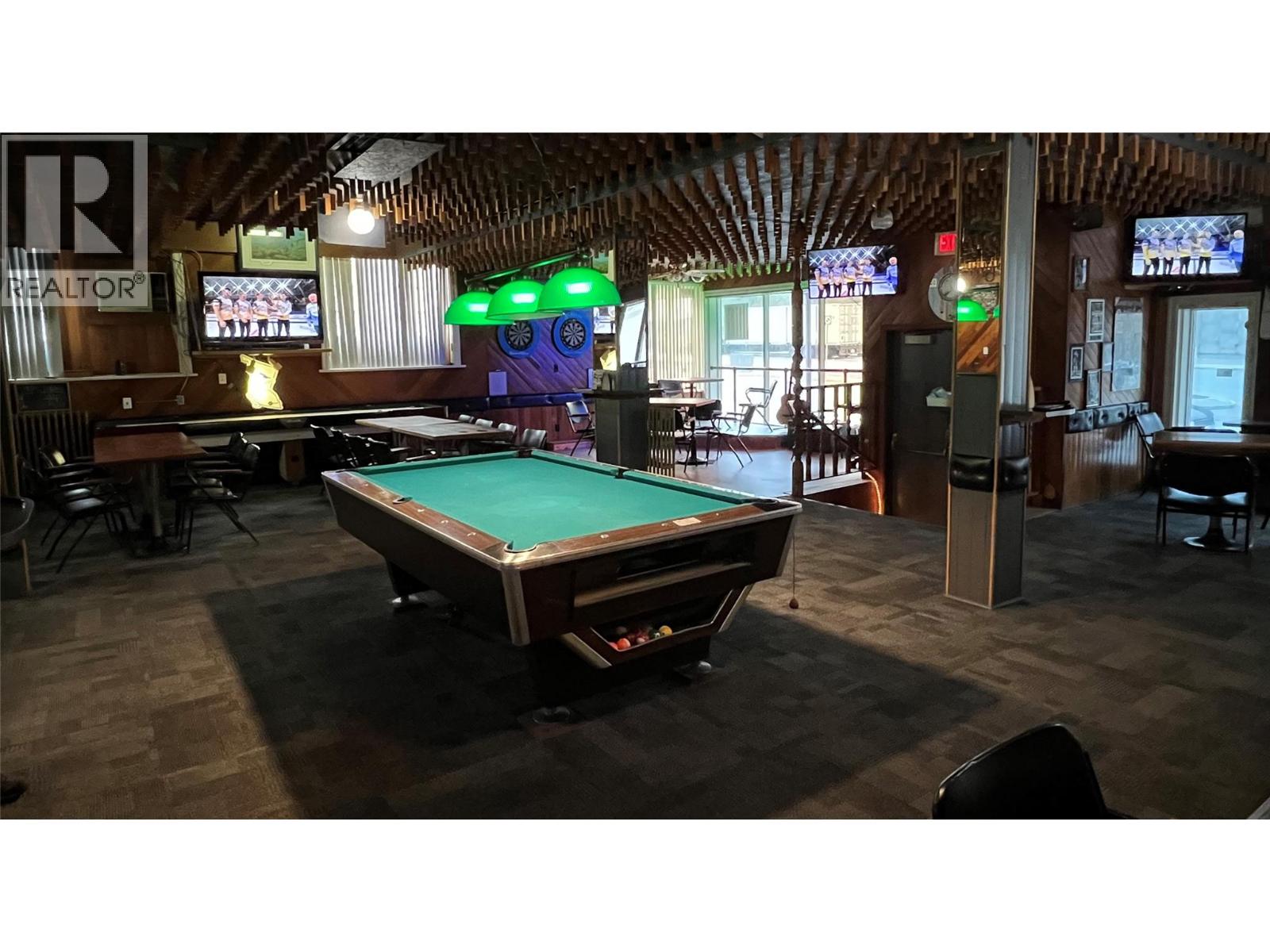 764 ROSSLAND Avenue, Trail