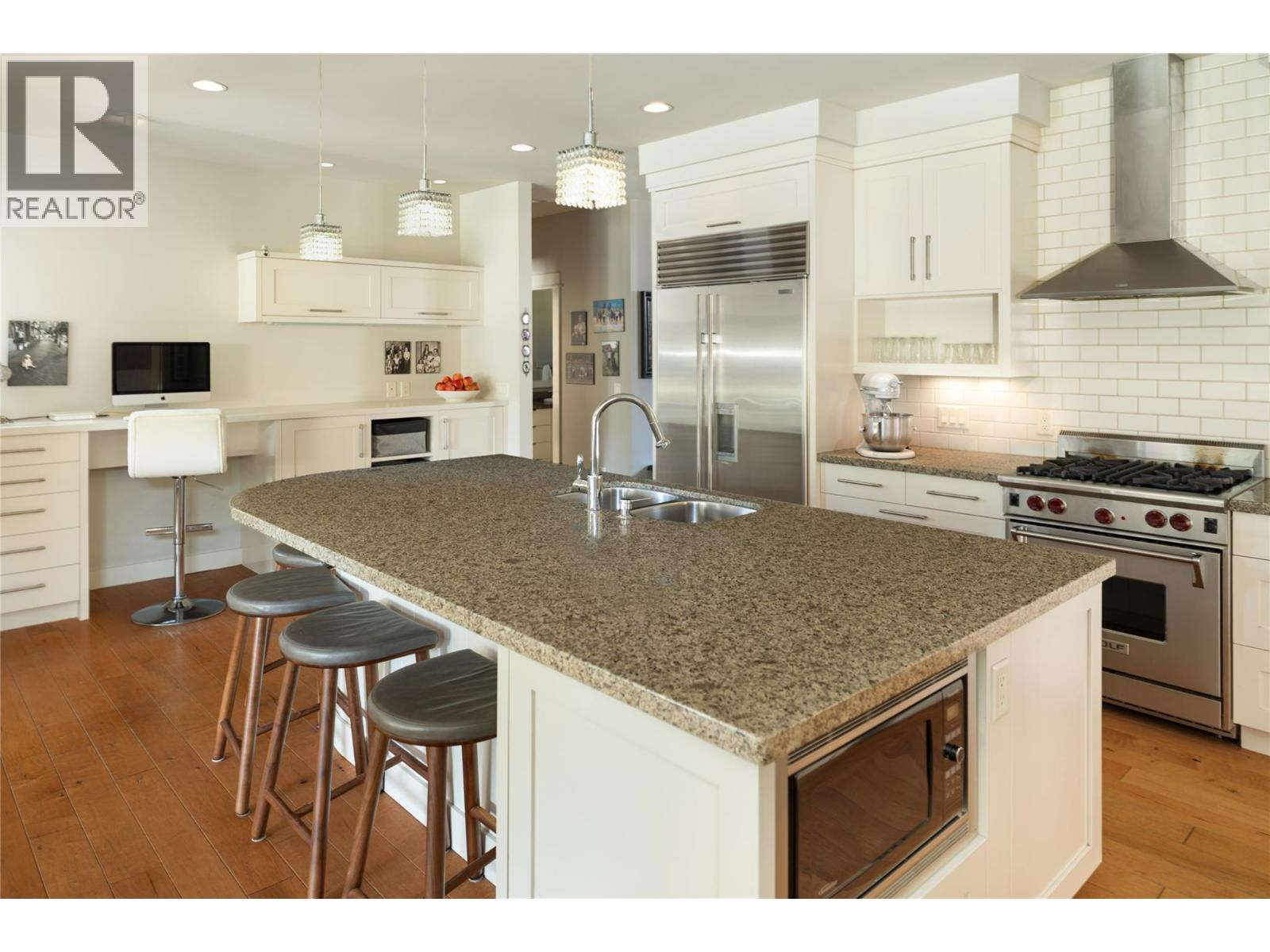  529 KNOWLES Road, Kelowna