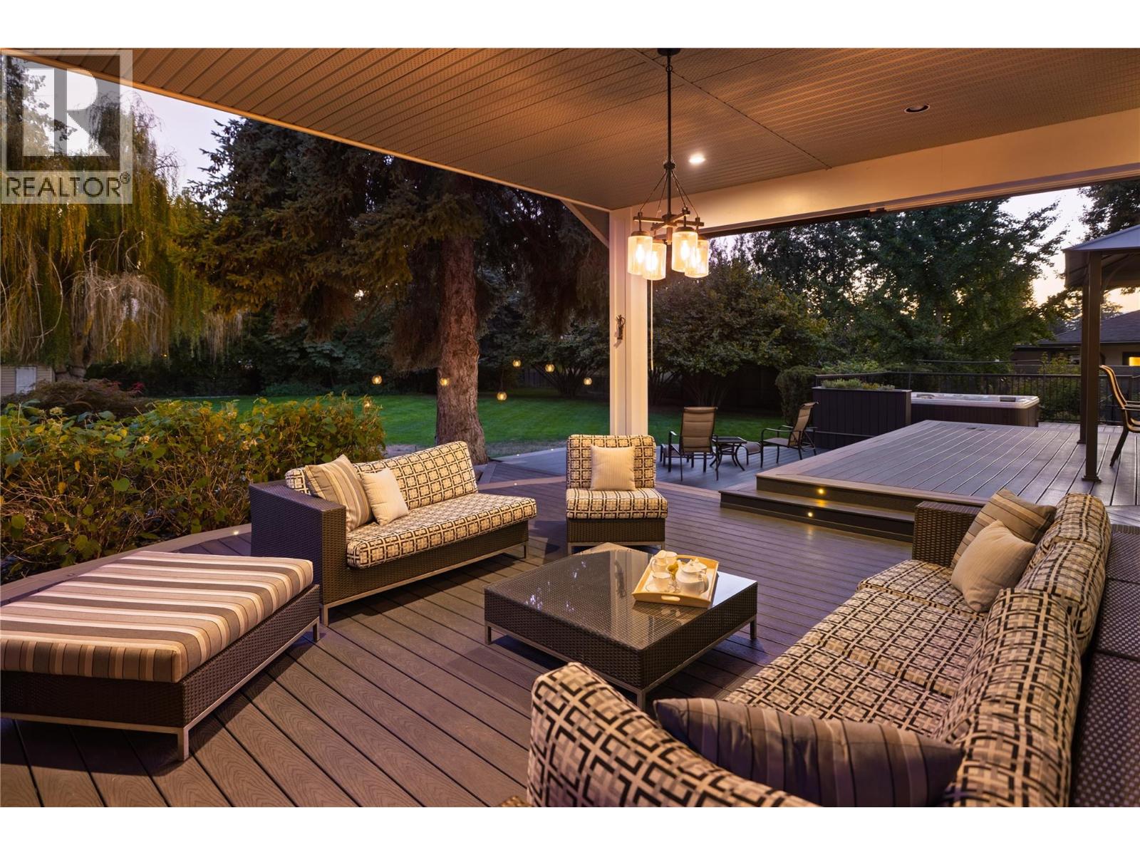  529 KNOWLES Road, Kelowna