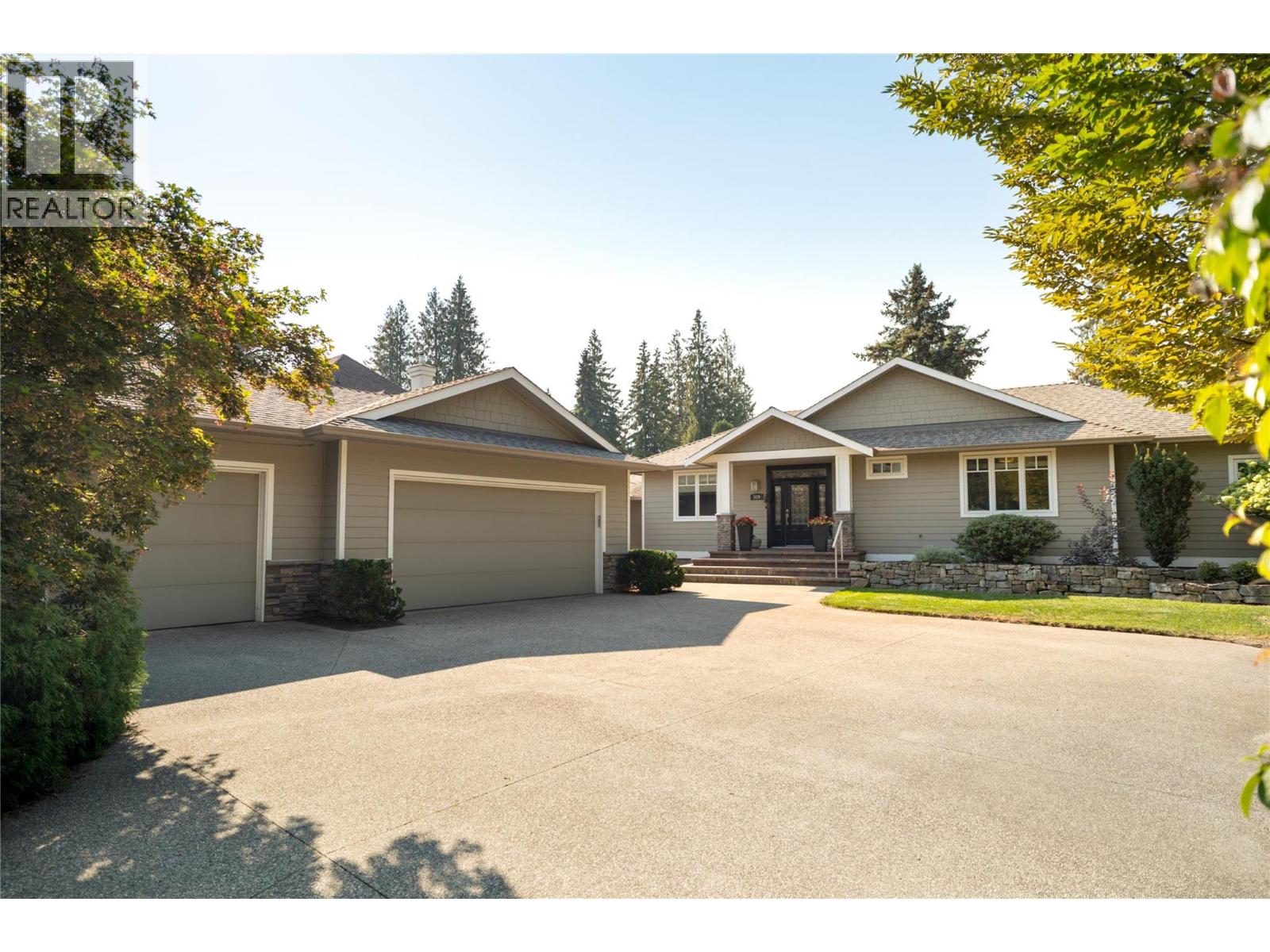  529 KNOWLES Road, Kelowna