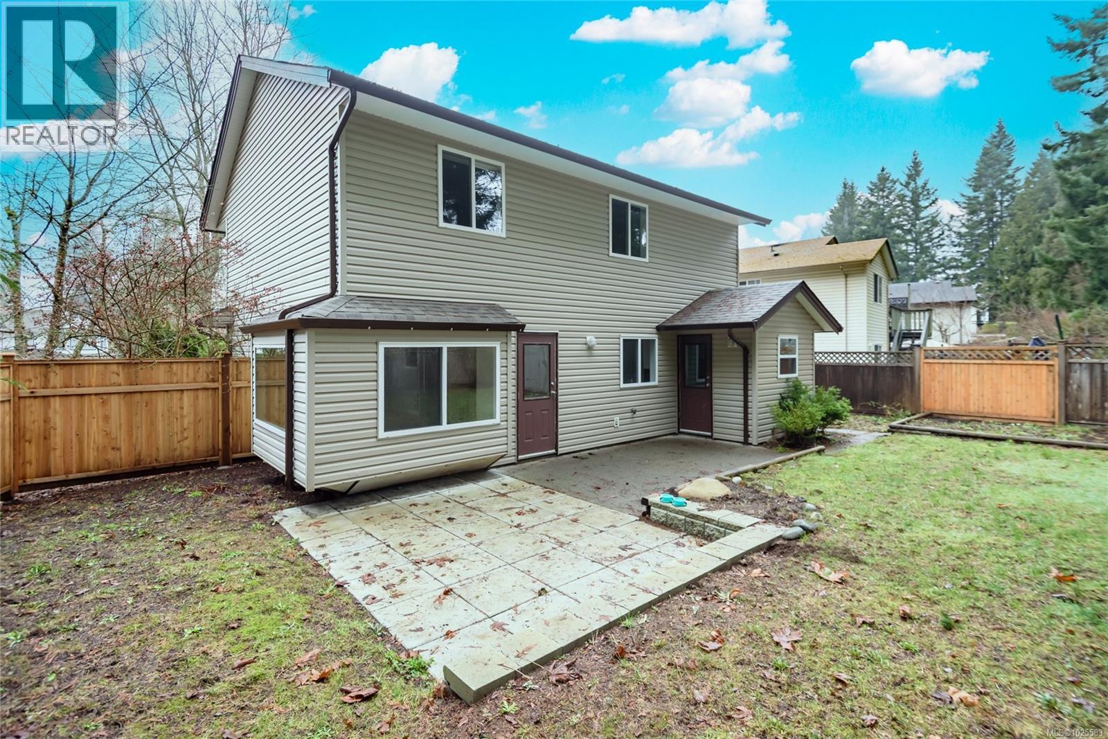 2260 TAMARACK DR - 34