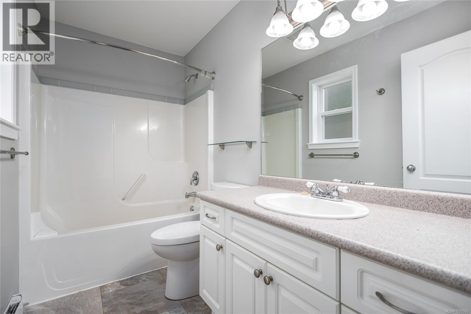 2260 TAMARACK DR - 28