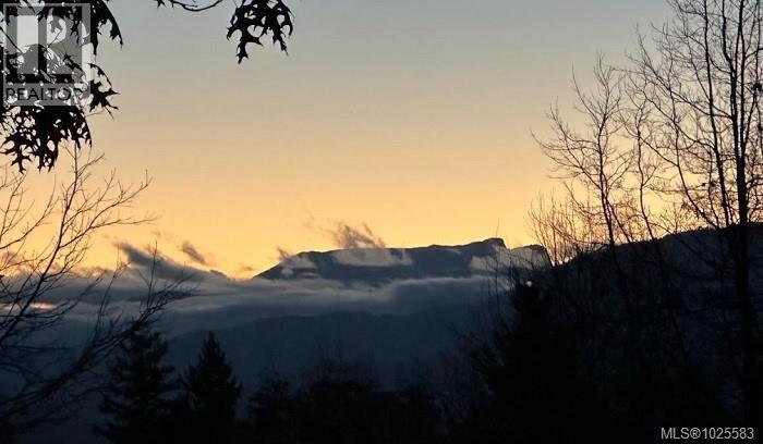 2260 TAMARACK DR - 44