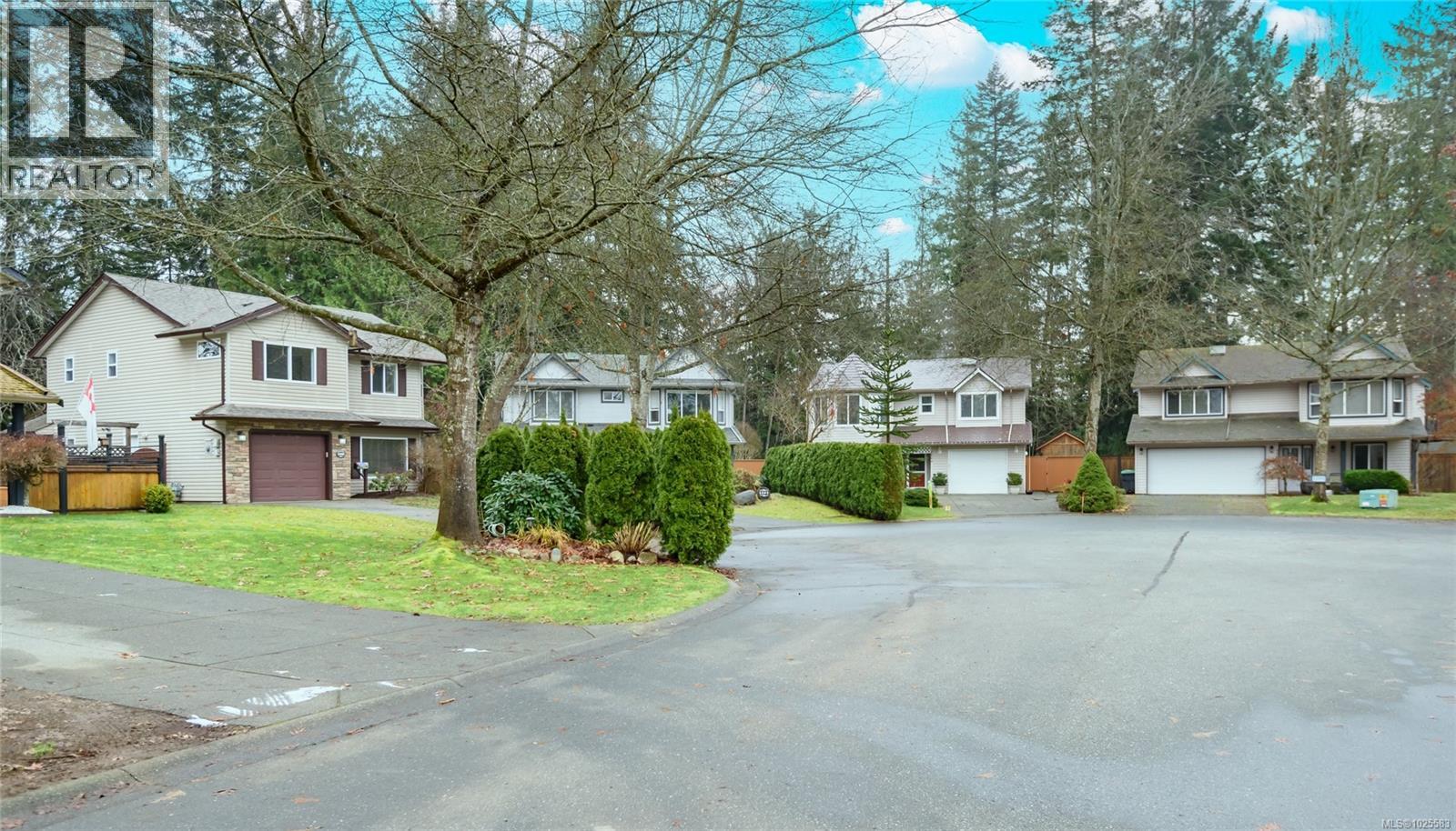 2260 TAMARACK DR - 39