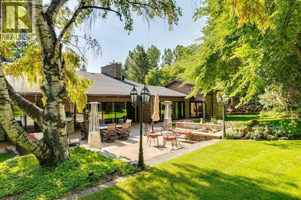 40 Eagle Ridge Place SW, Calgary, Alberta